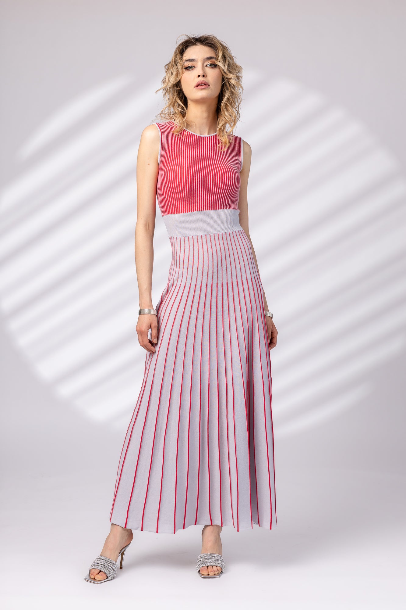 Long dress in two colors