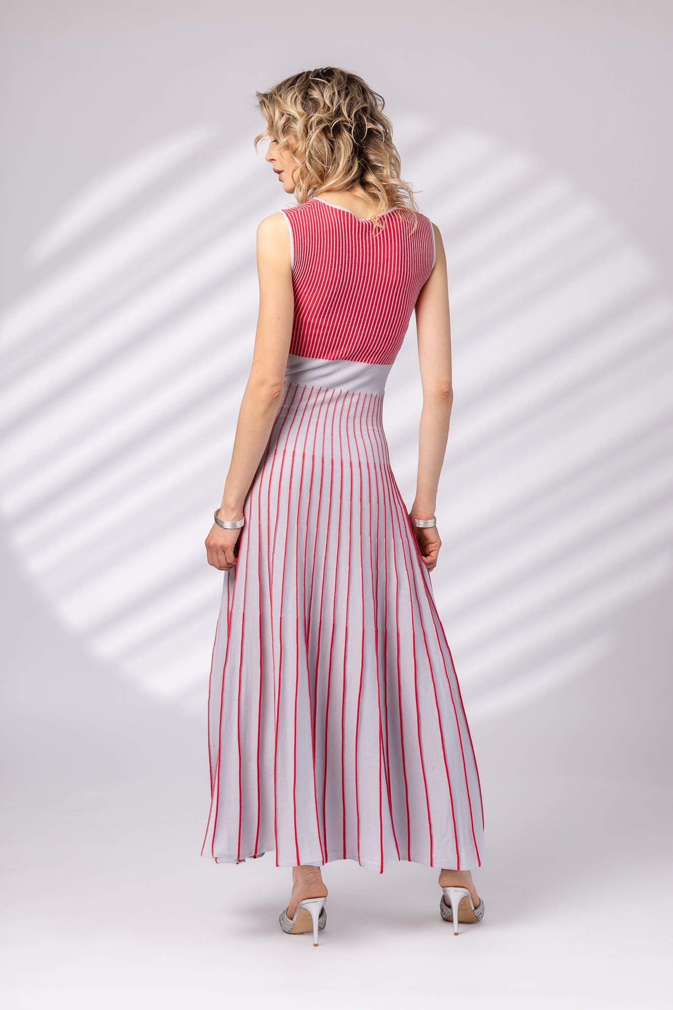 Long dress in two colors
