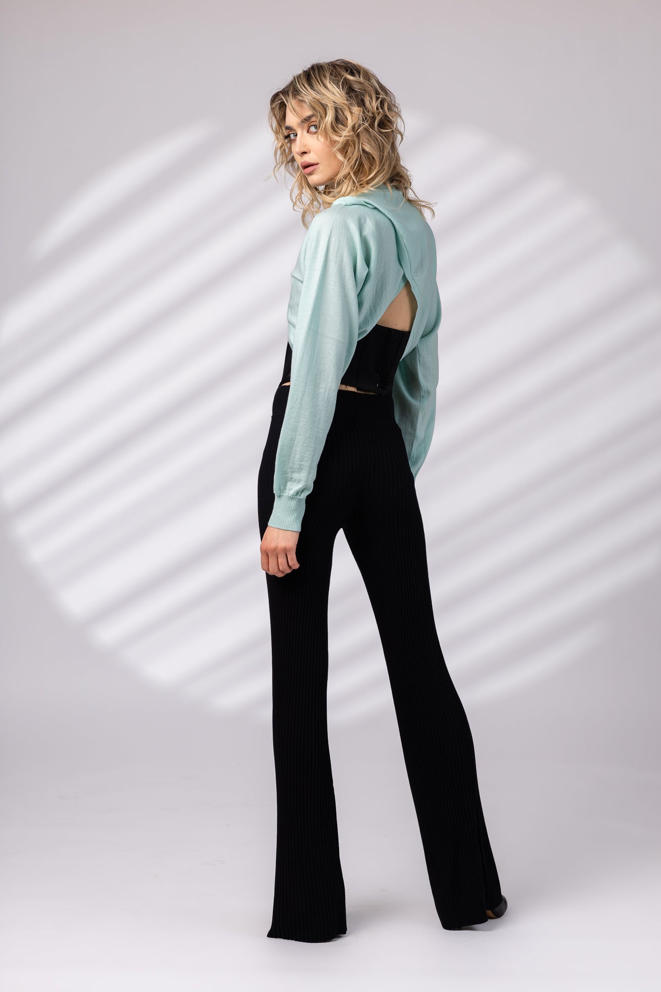 Short Tulip Top