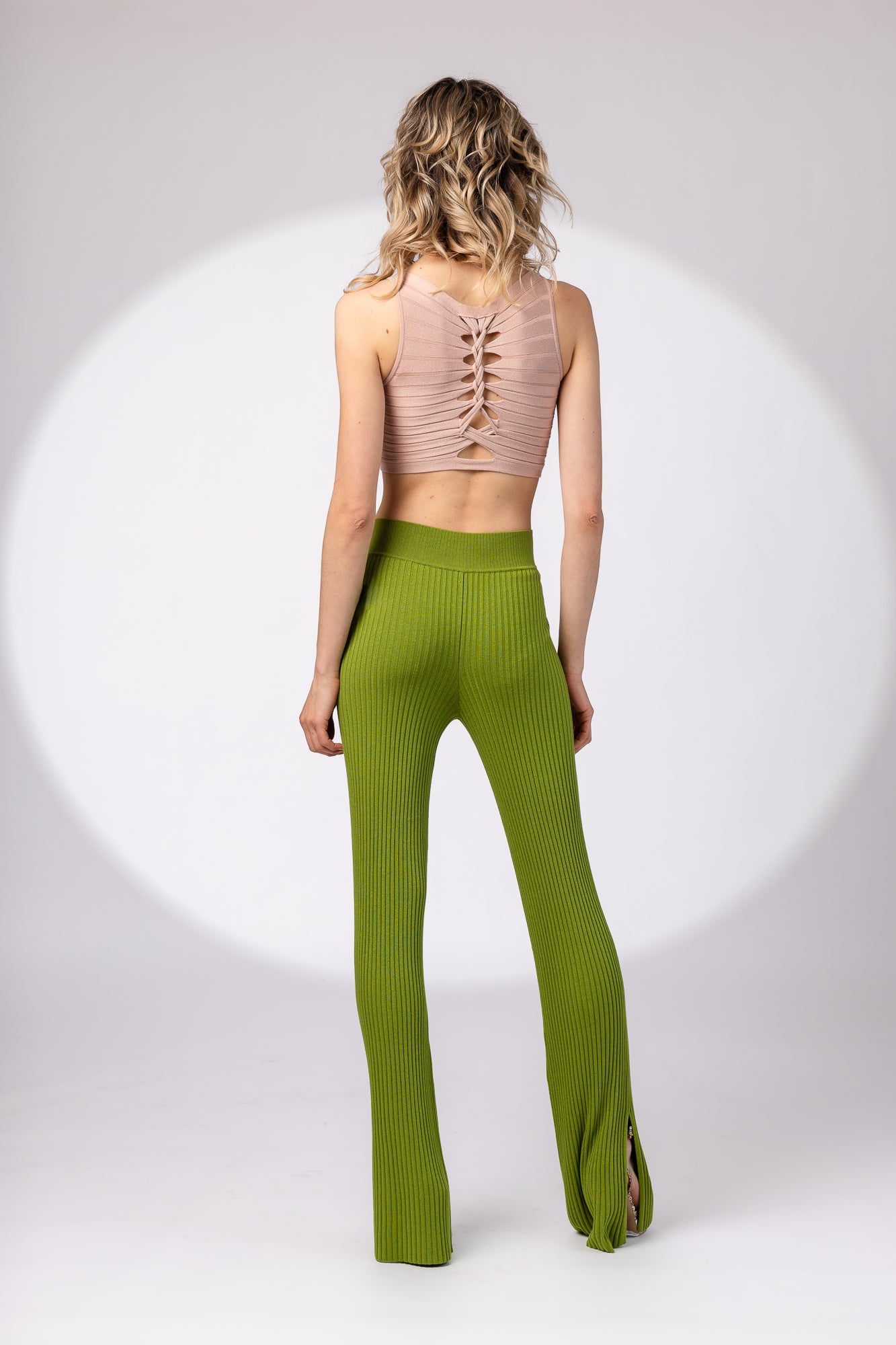 Short top with braid