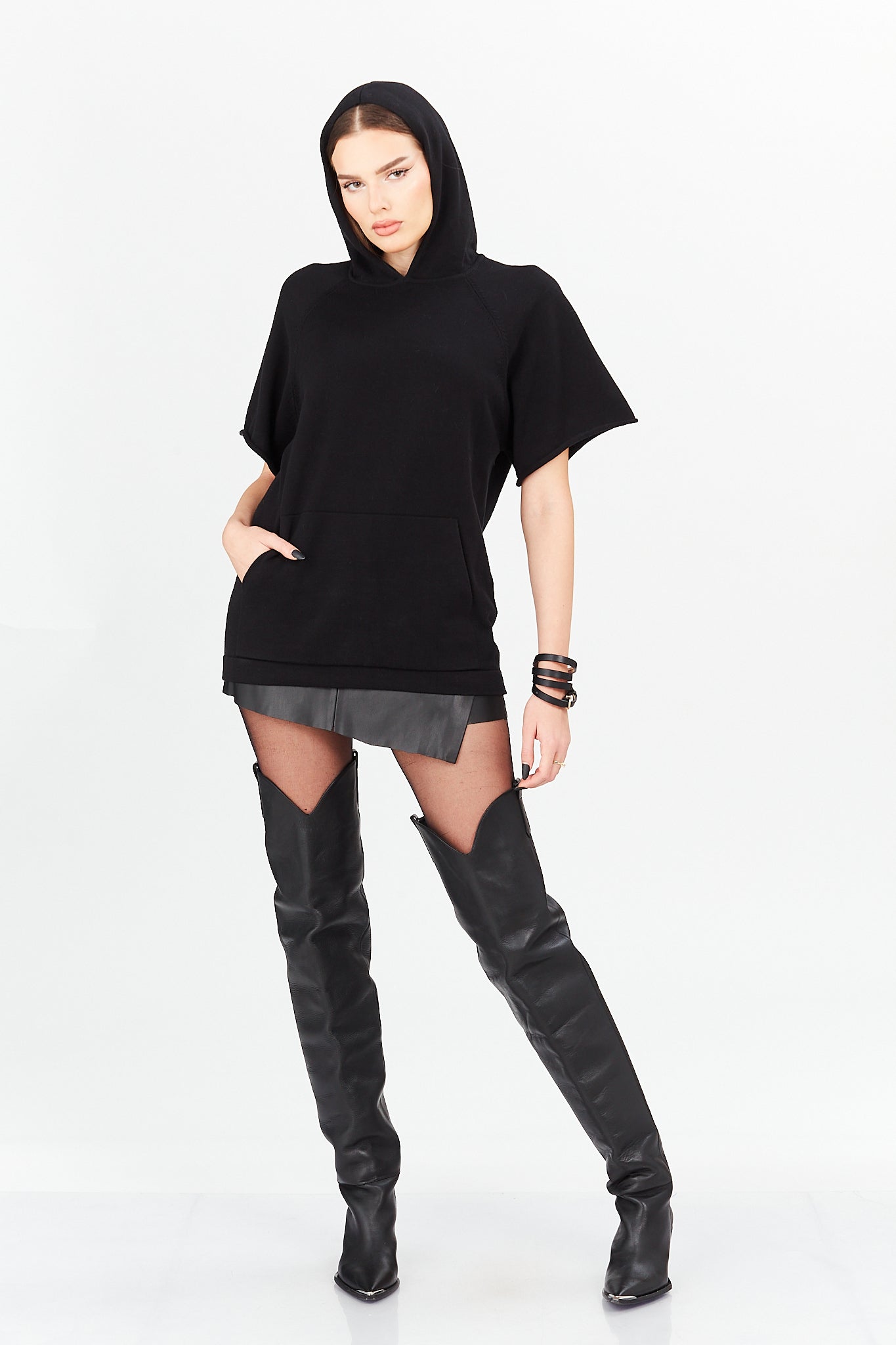 Short sleeve sweatshirt