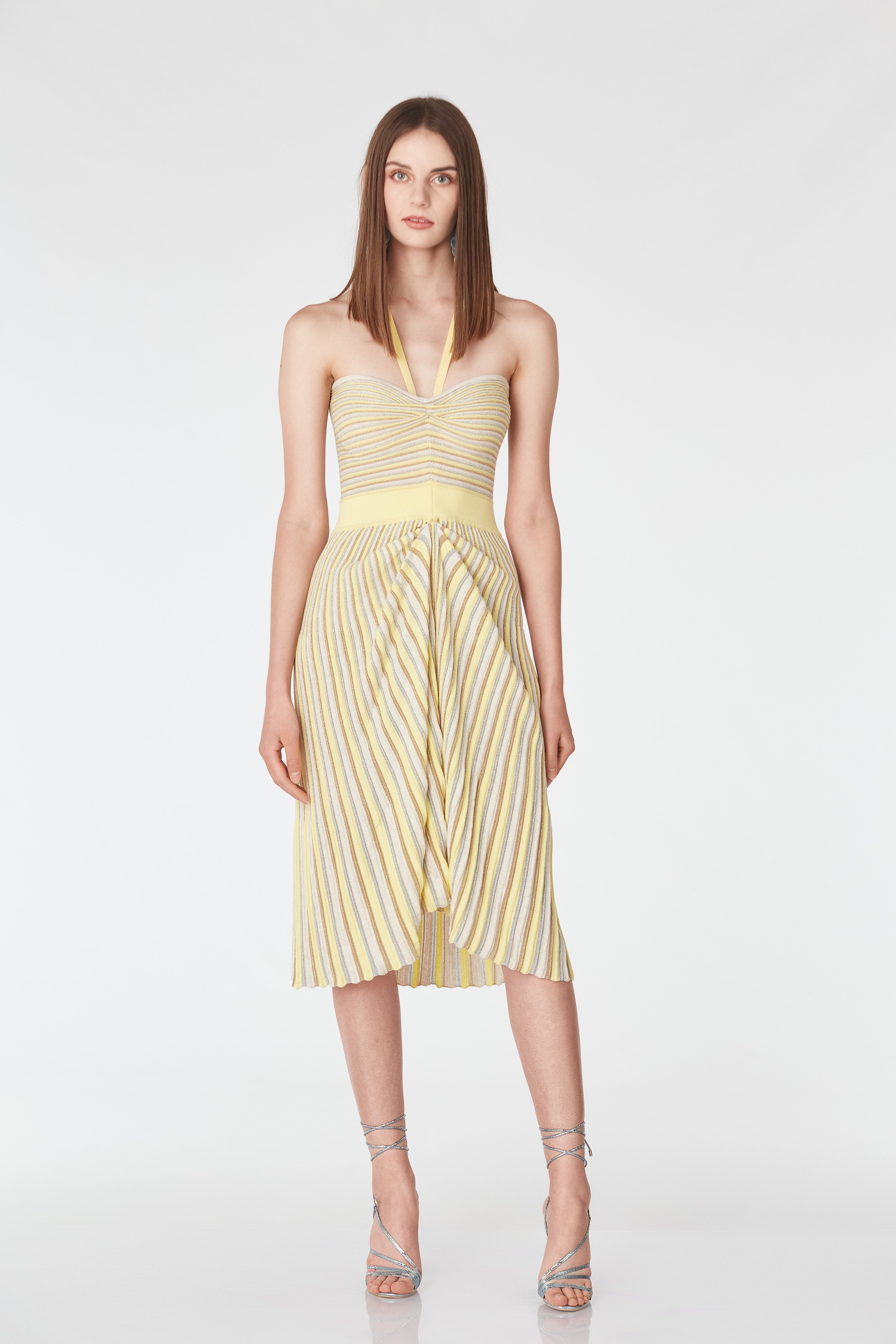 Midi dress with pleats