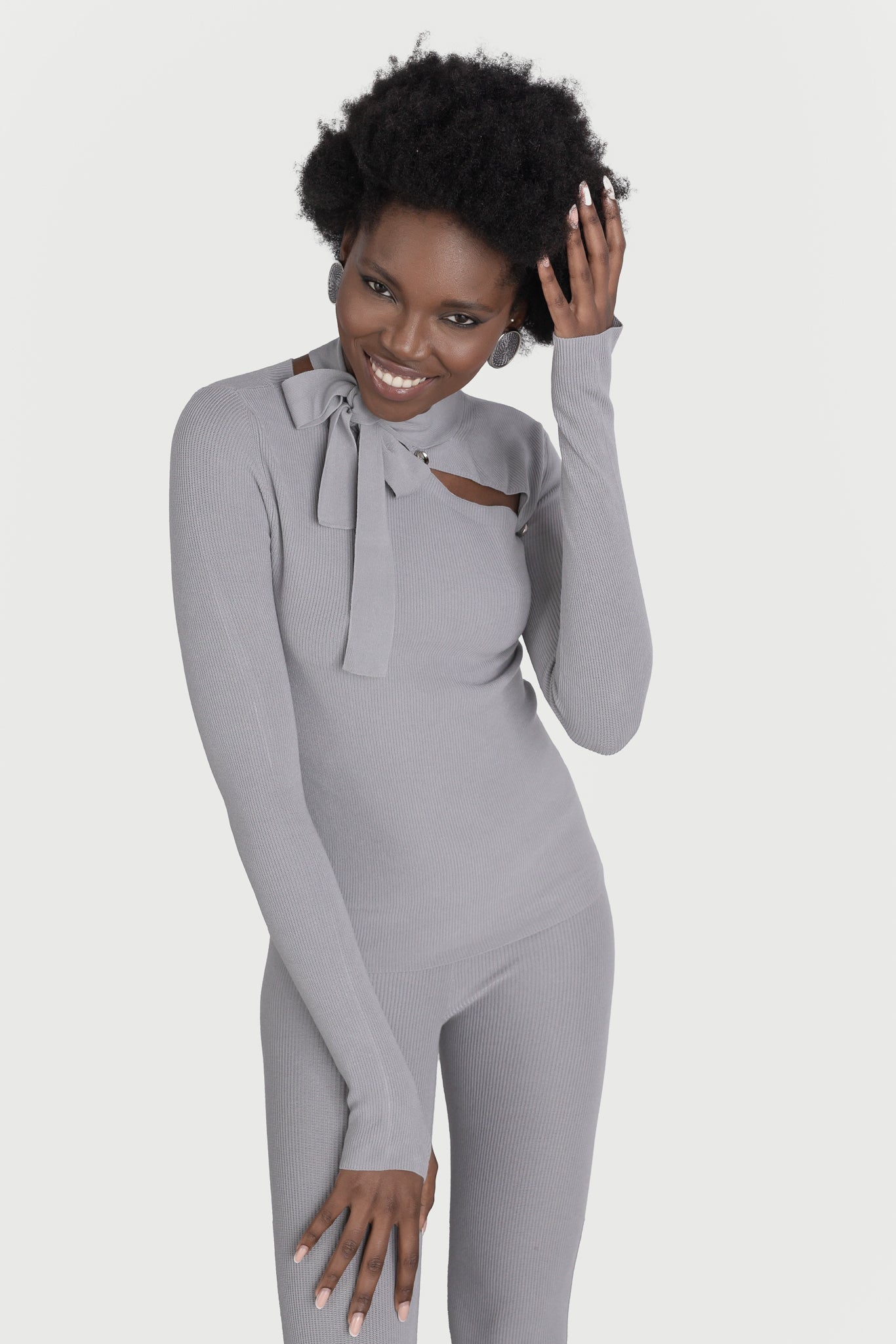 Sweater with removable sleeve