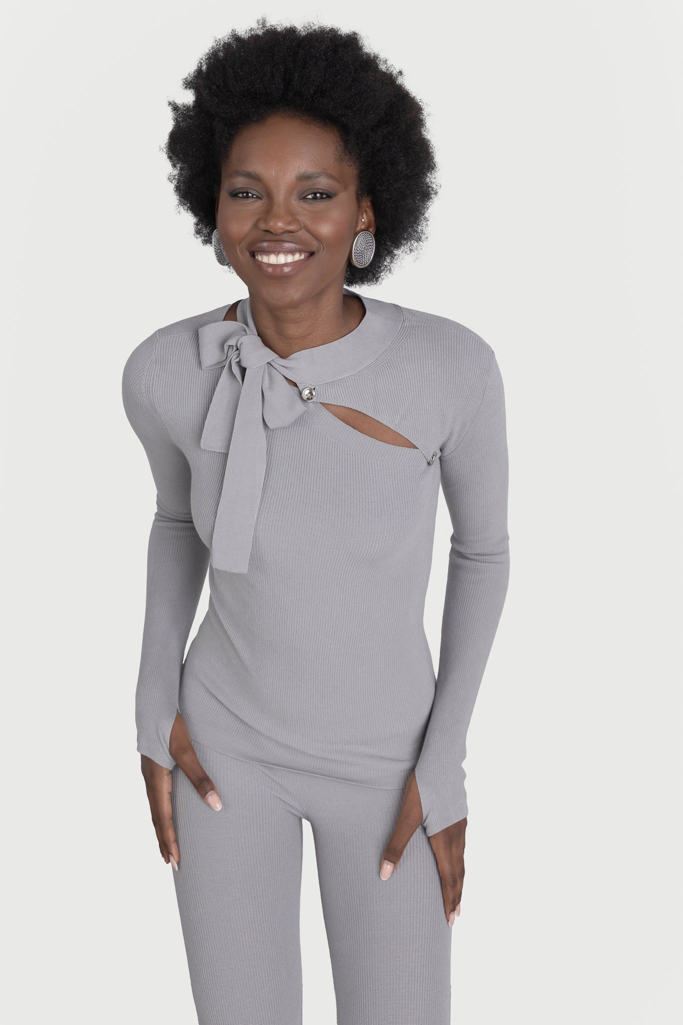 Sweater with removable sleeve