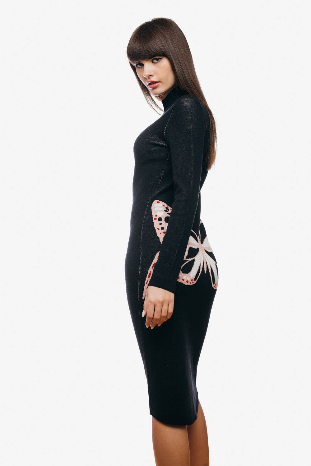 Fitted dress with pattern
