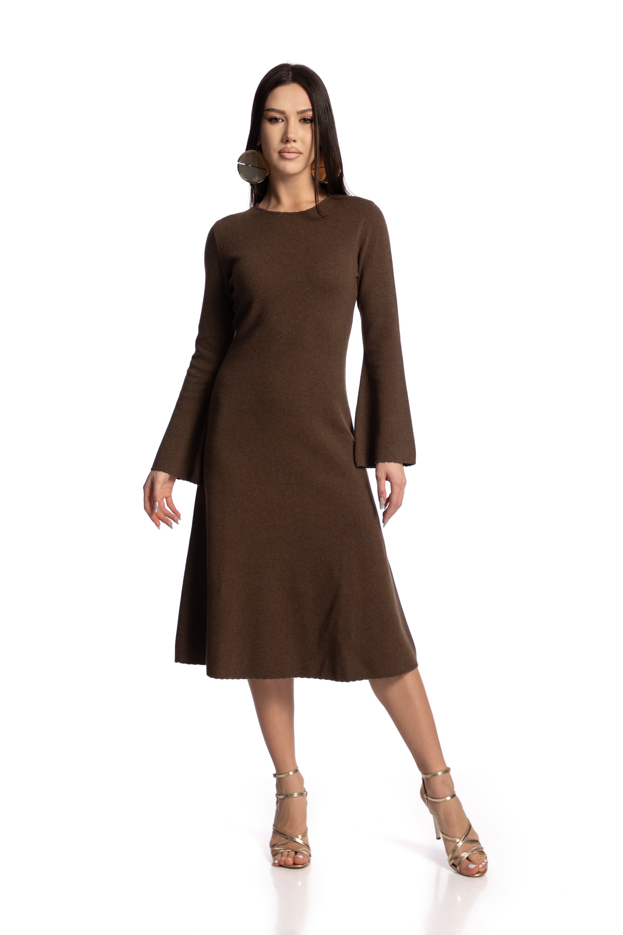 Bell-sleeved dress