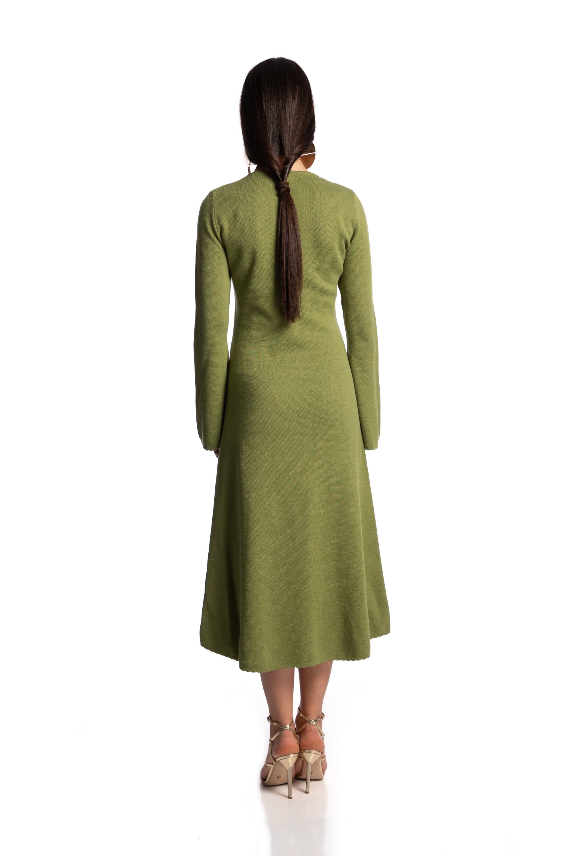 Bell-sleeved dress