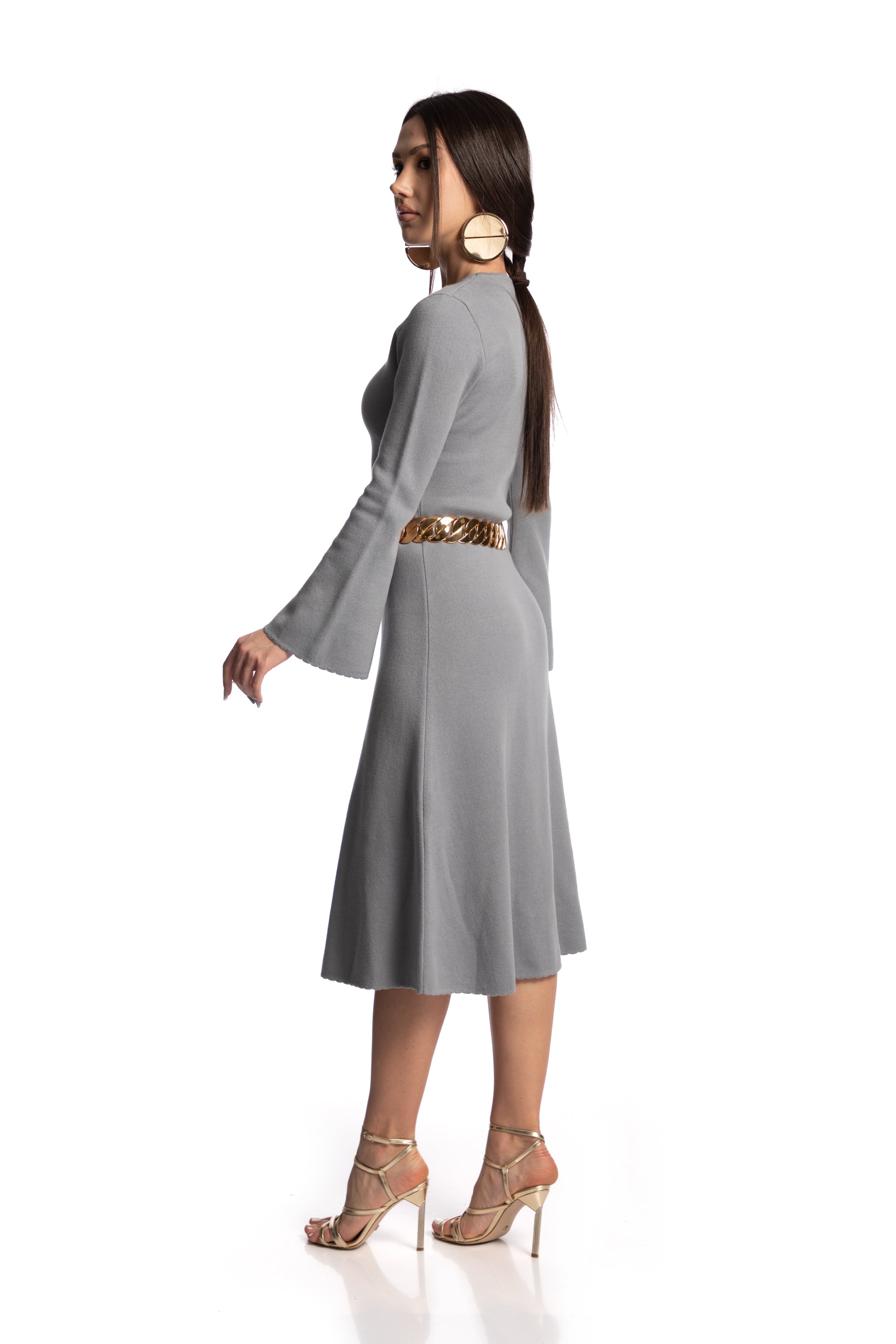 Bell-sleeved dress