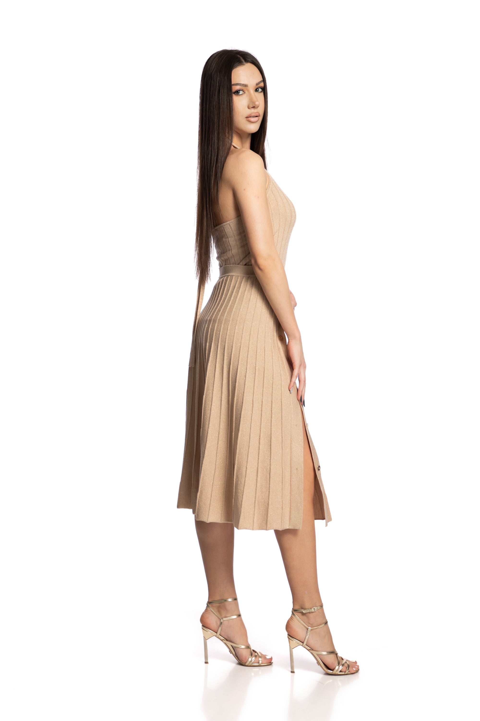 Skirt with side slit