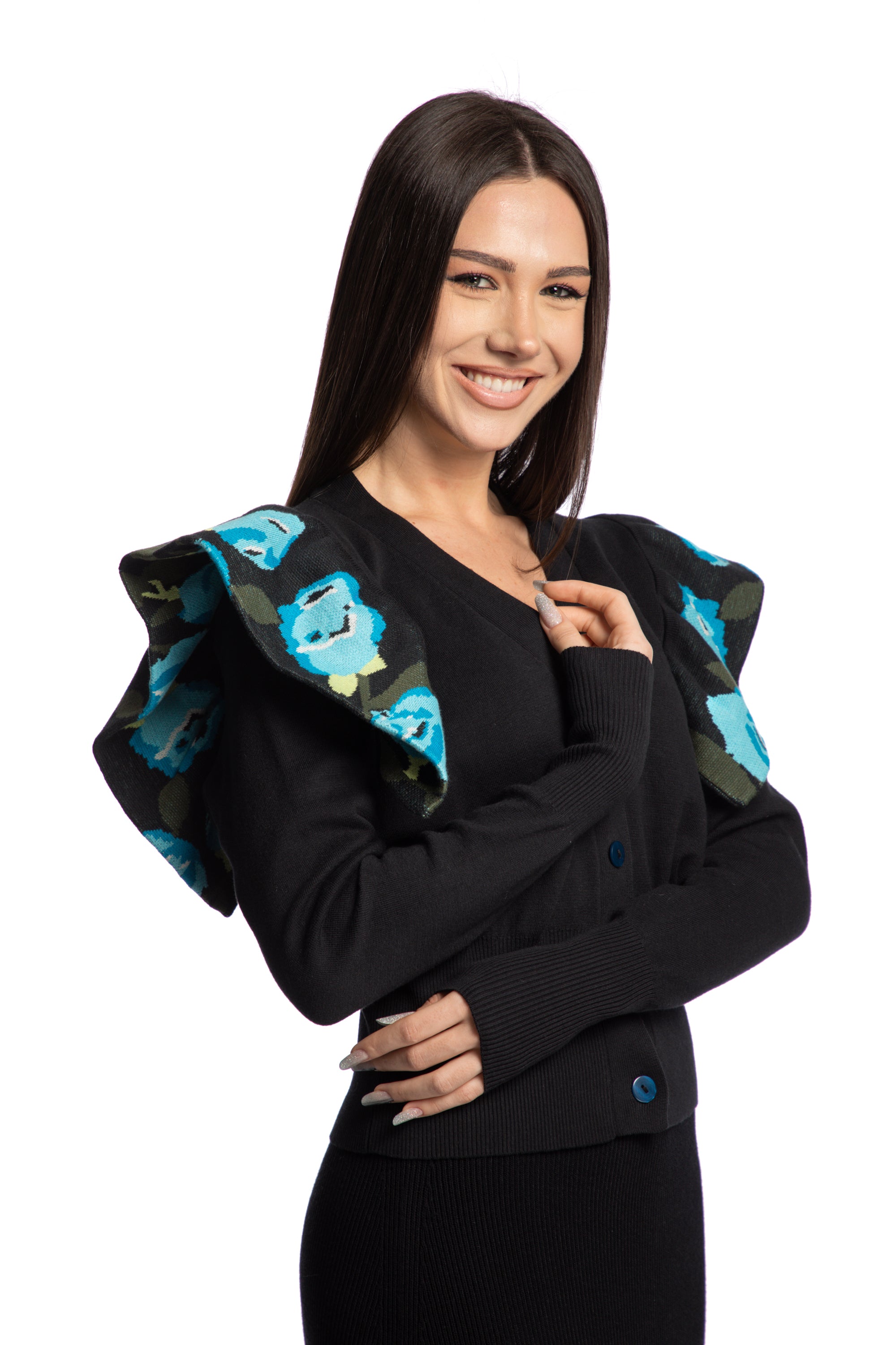 Jacket with roses on the shoulders