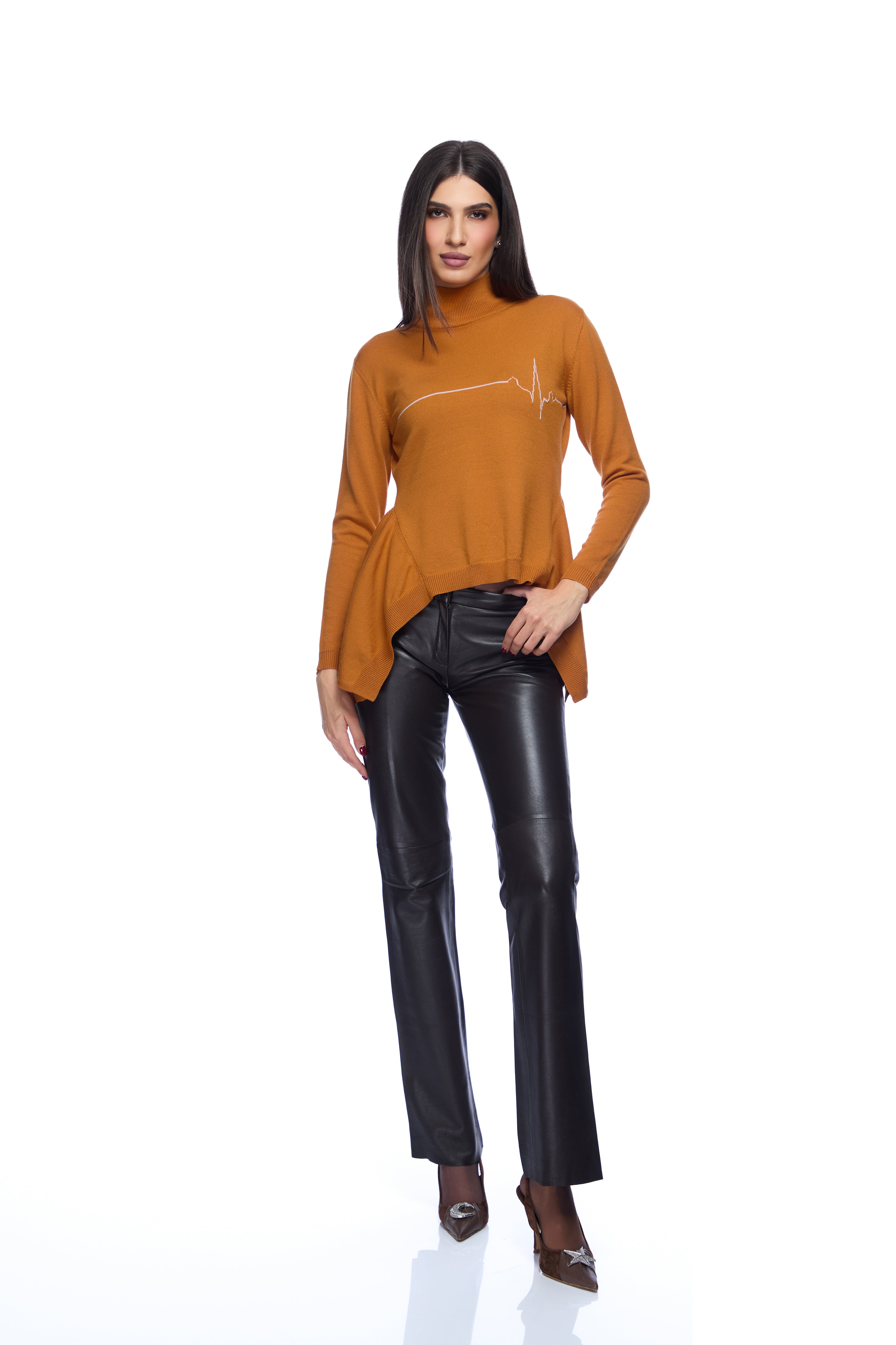 Pulover cu clini in talie