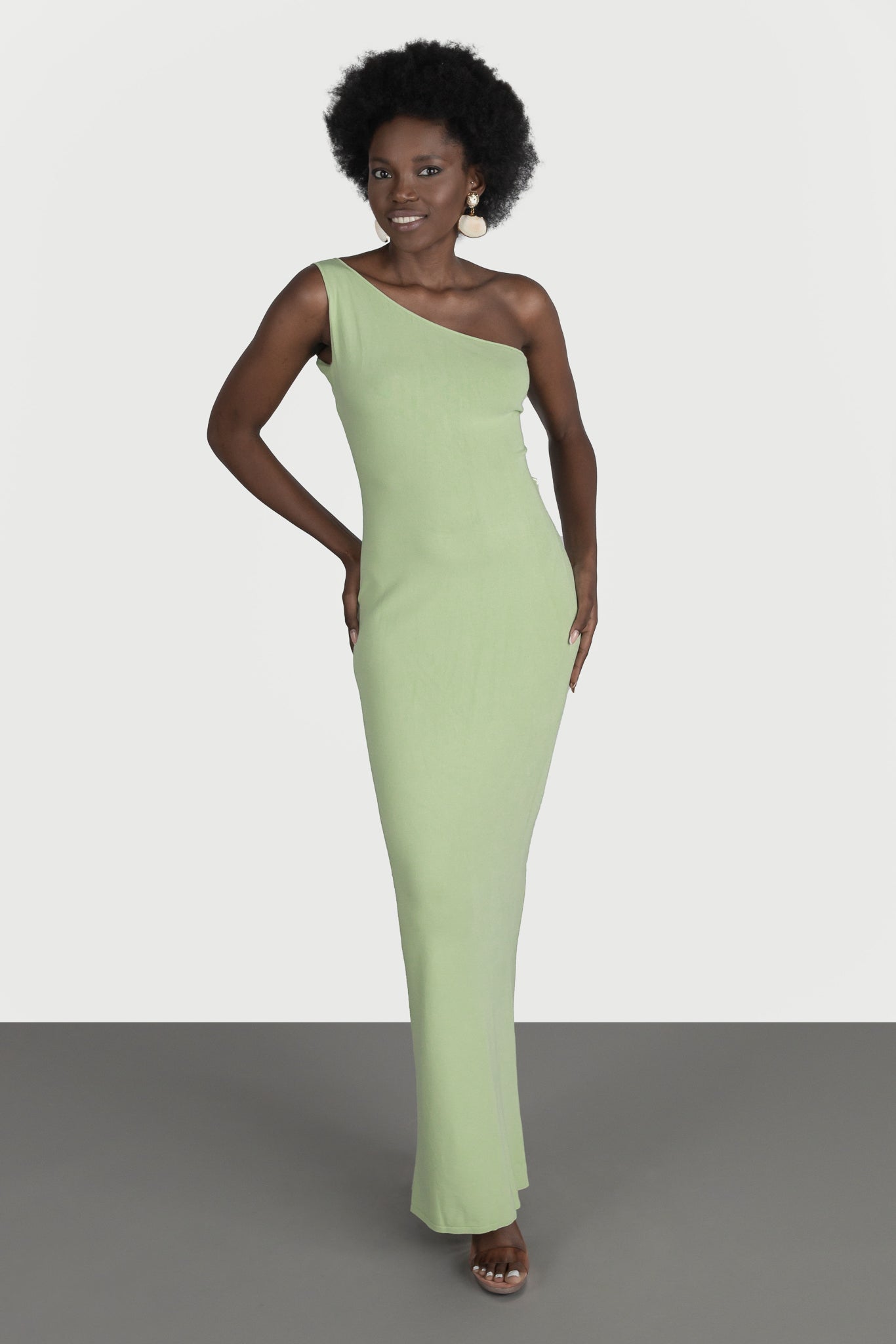 Long dress with semi-open back