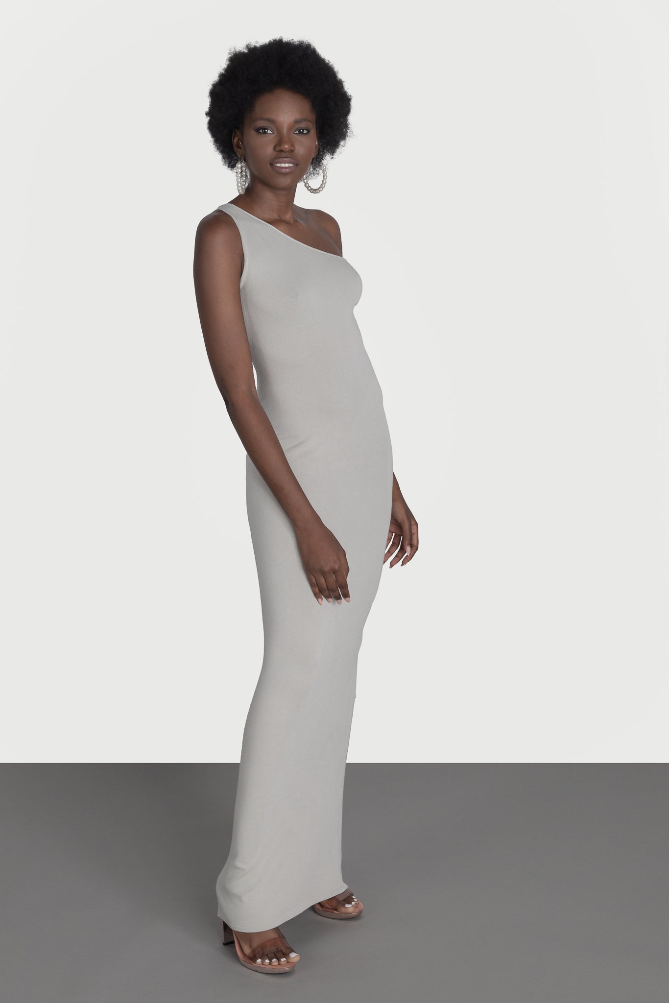 Long dress with semi-open back