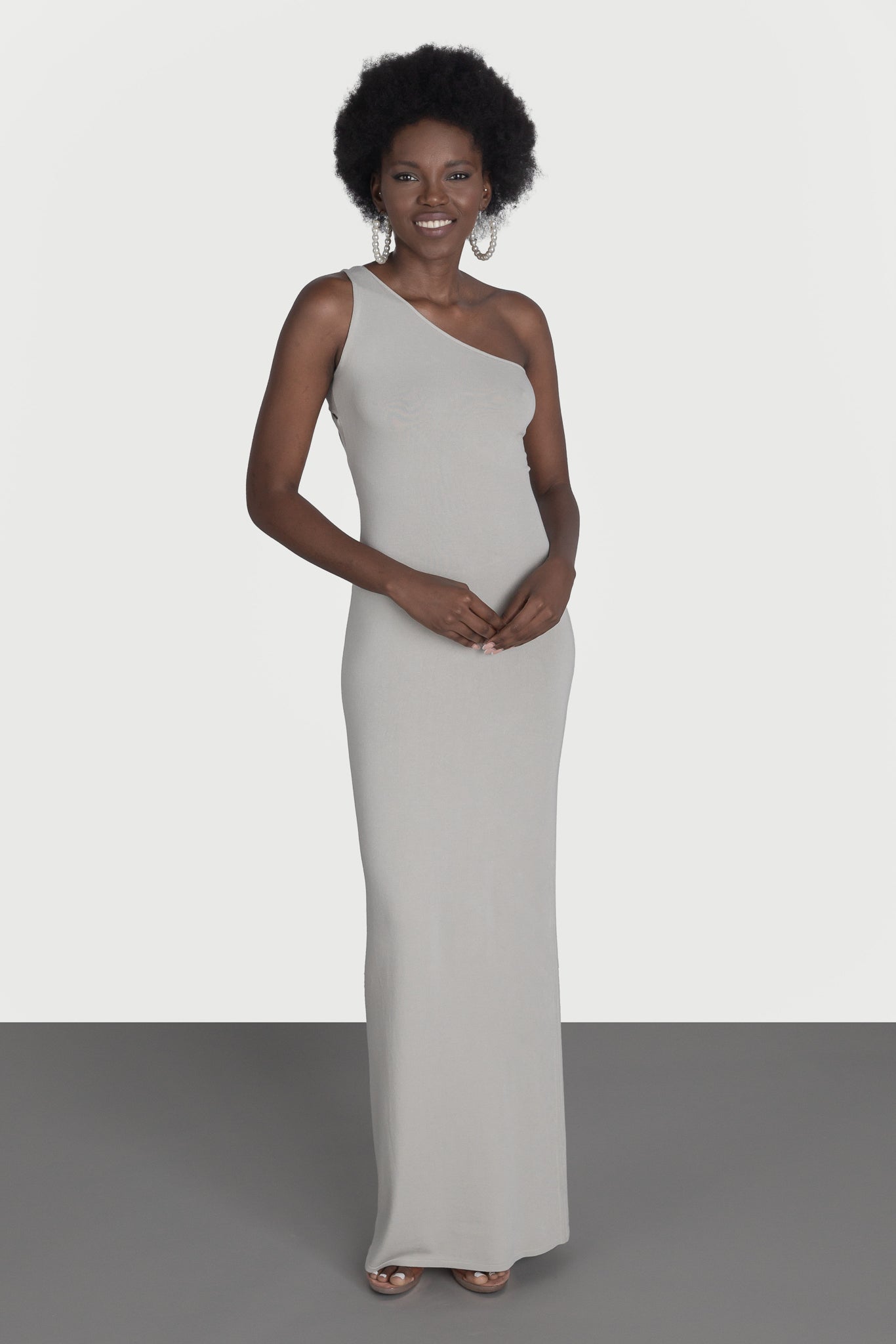 Long dress with semi-open back
