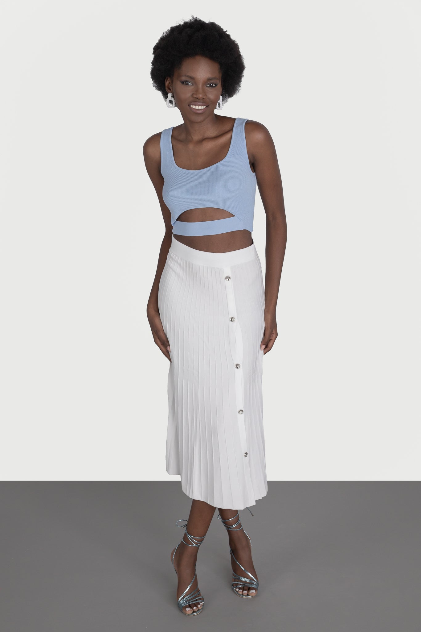 Flared skirt with slit and buttons