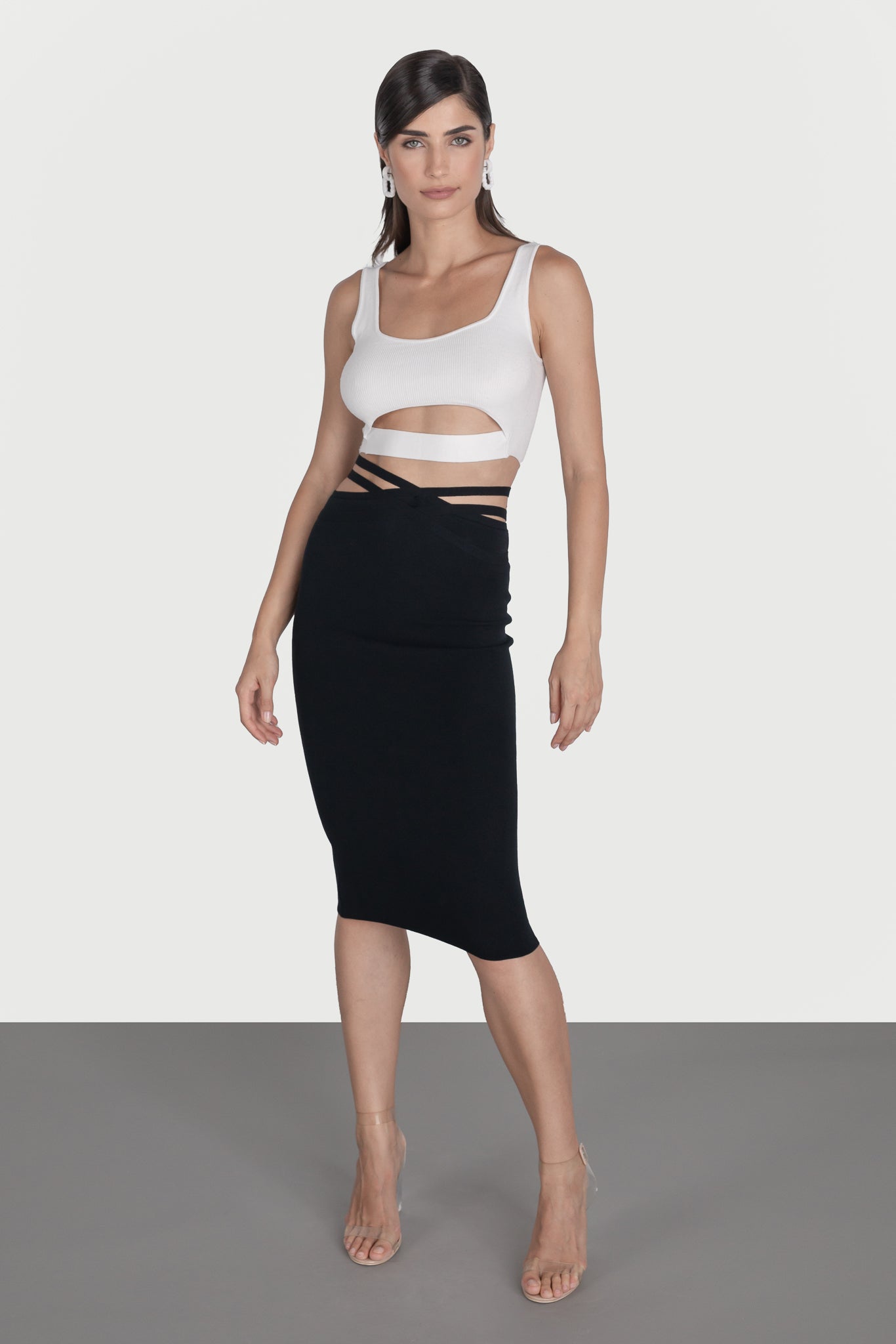 Midi skirt with drawstring at the waist