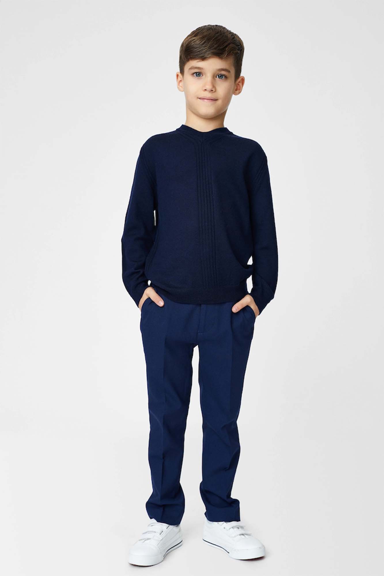 V-neck sweater for boys
