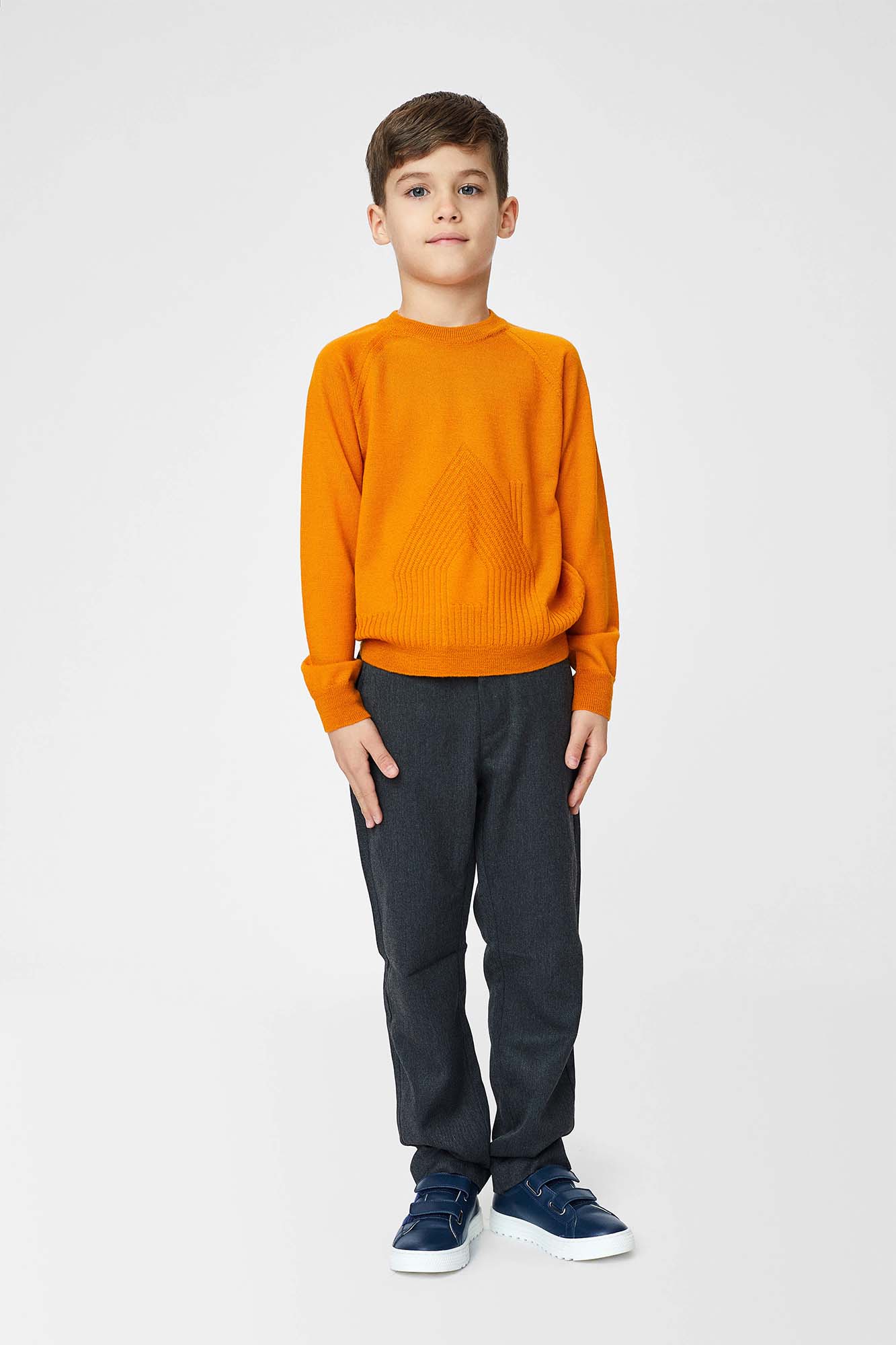 Sweater with "house" pattern for children