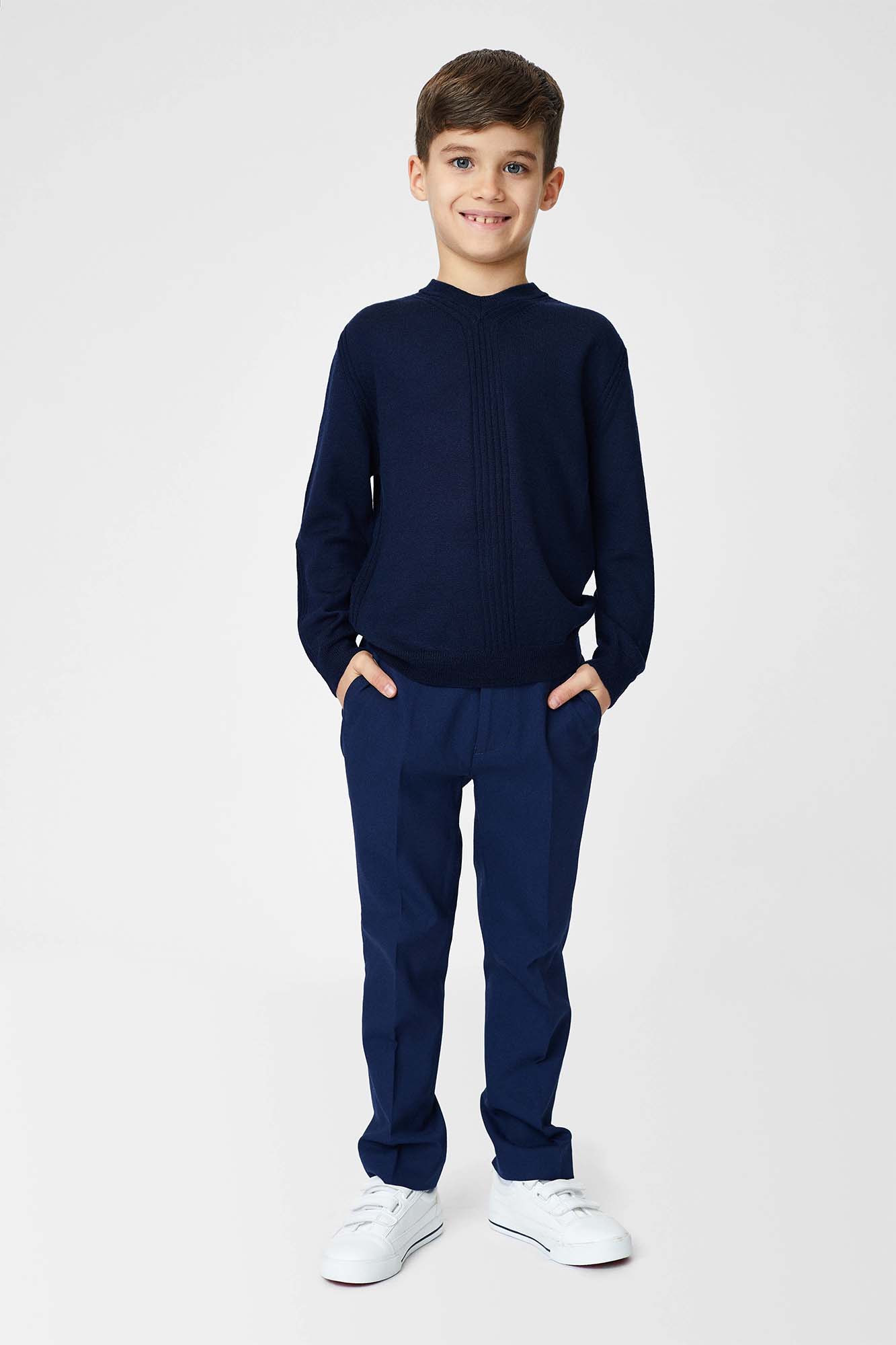 V-neck sweater for boys