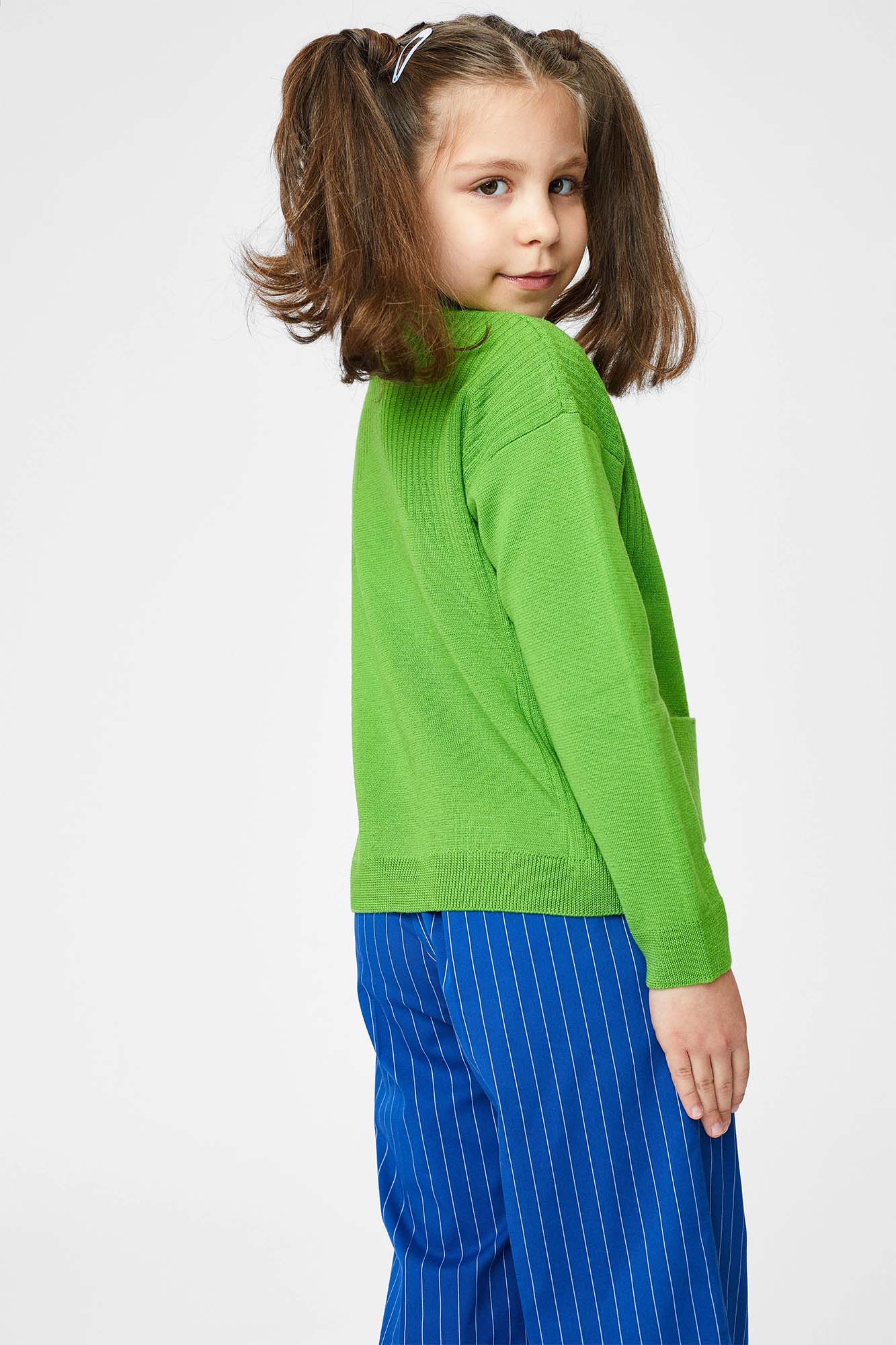 Knitted jacket for girls