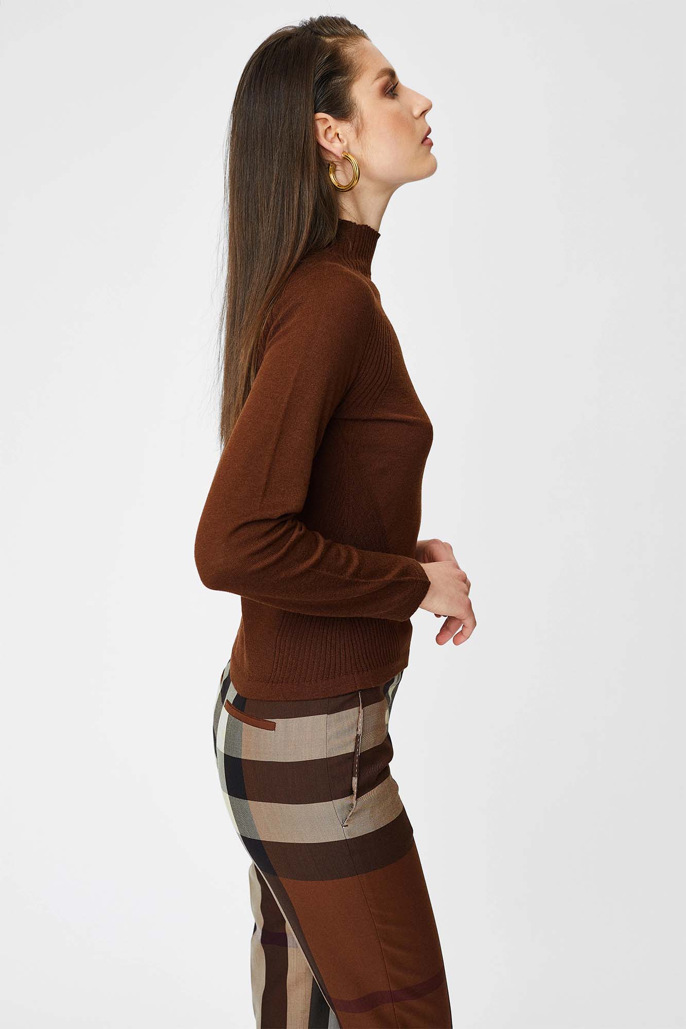 Women's long sleeve sweater