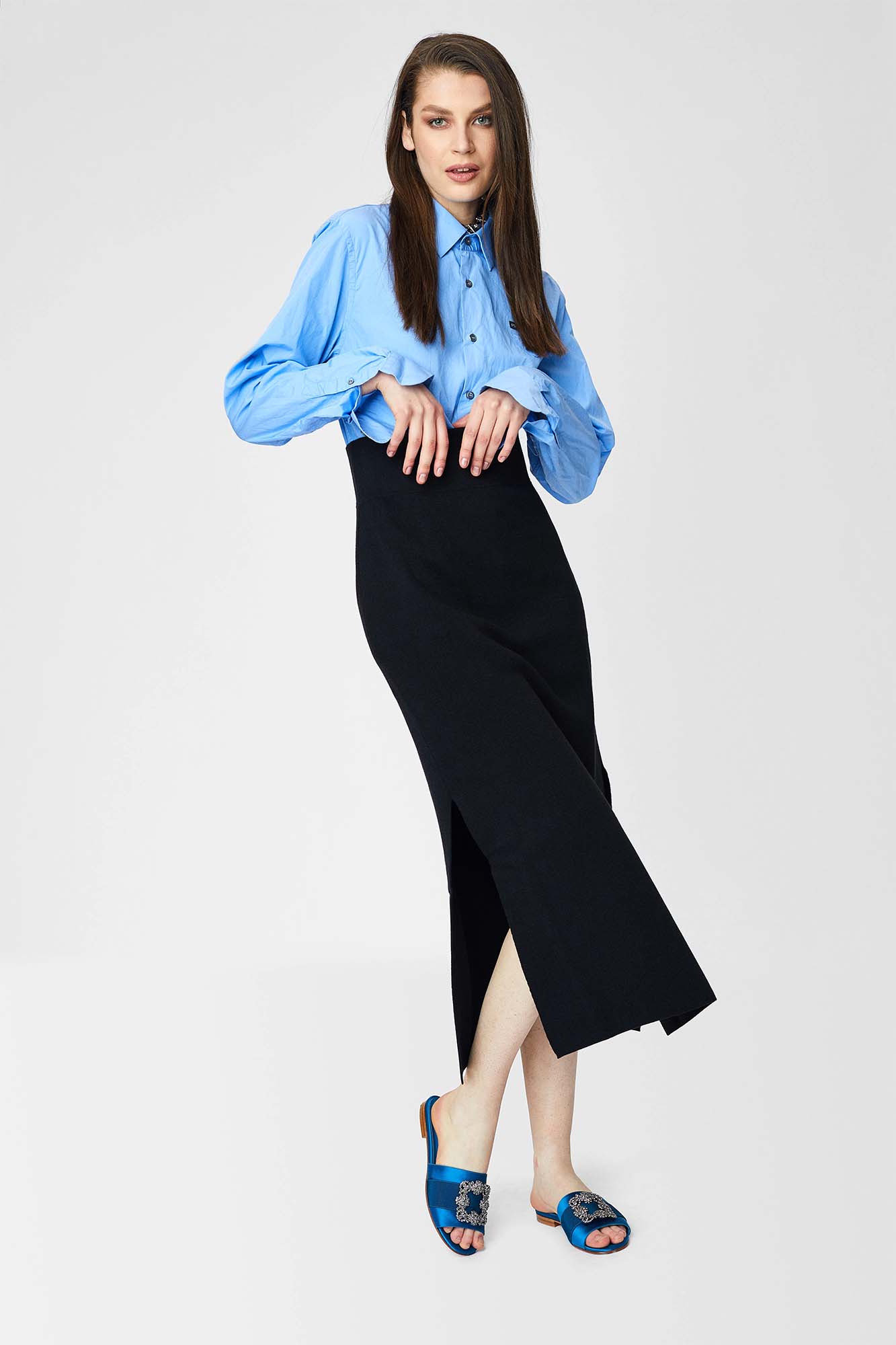 Long skirt with side slits