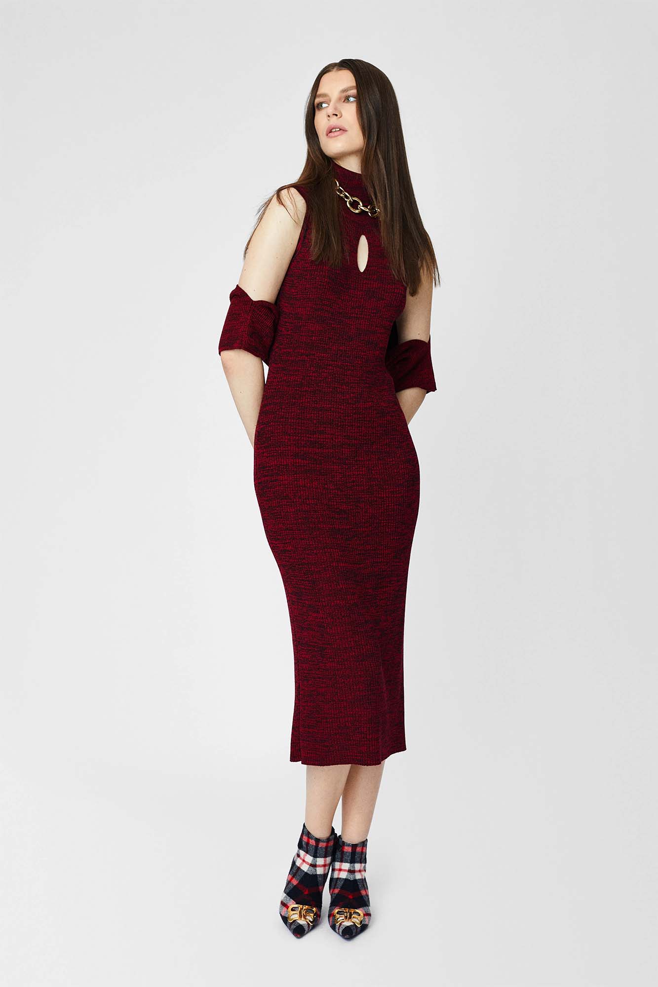 Dress for women of medium length