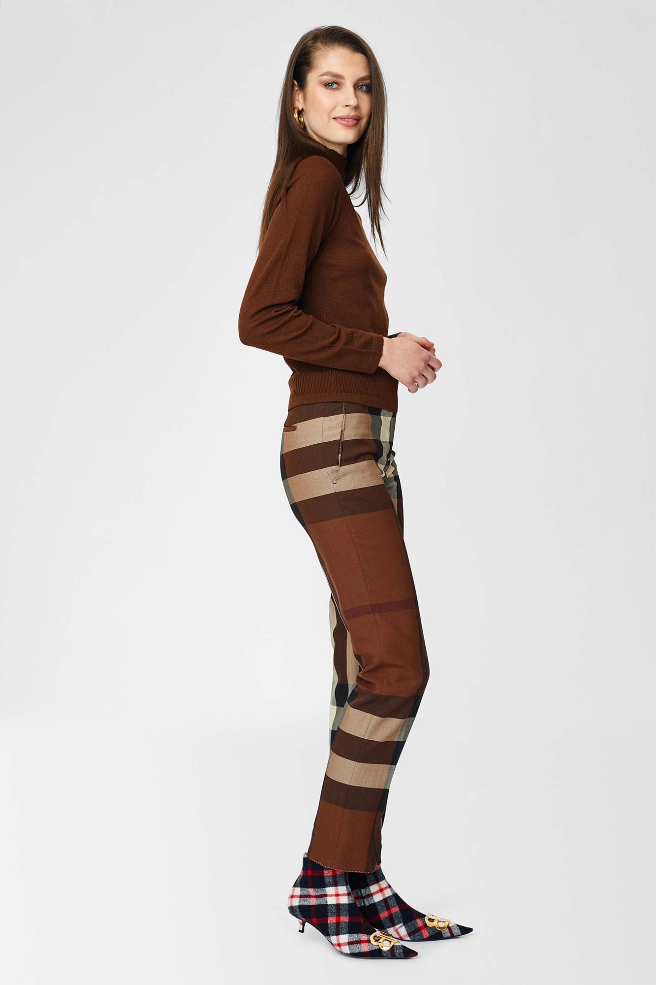 Women's long sleeve sweater