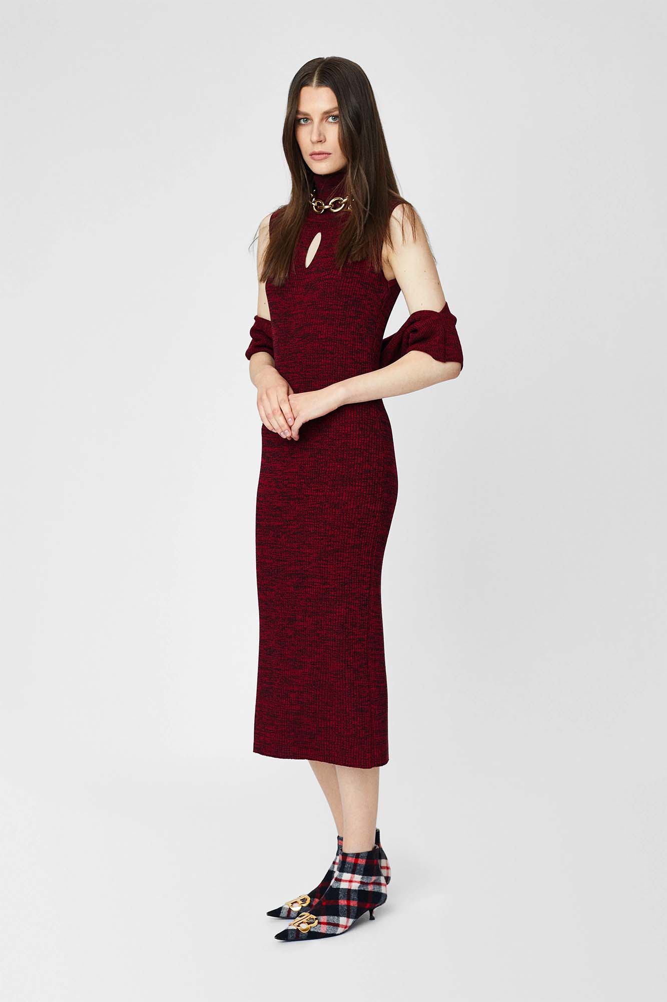 Dress for women of medium length