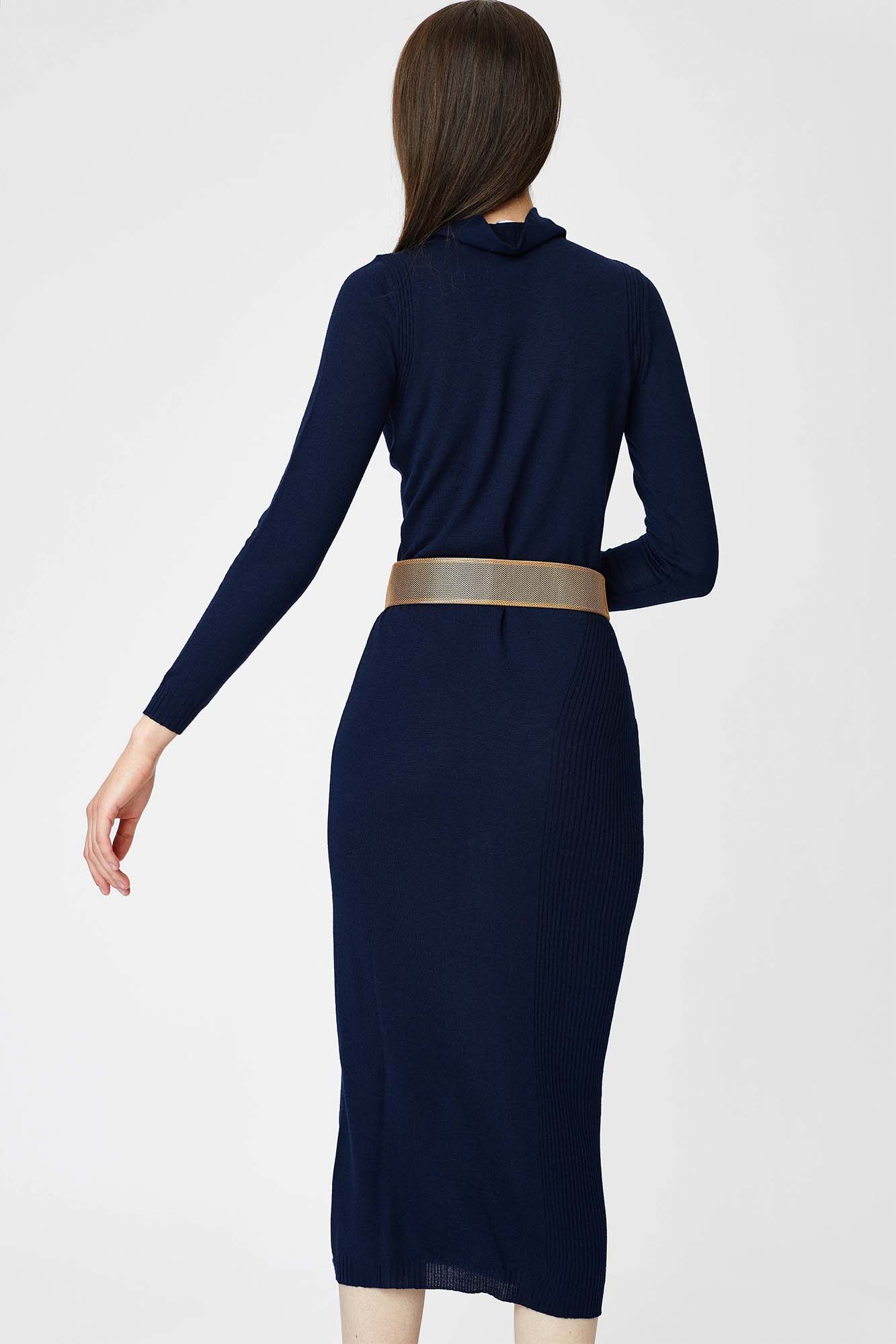 Dress for women of medium length