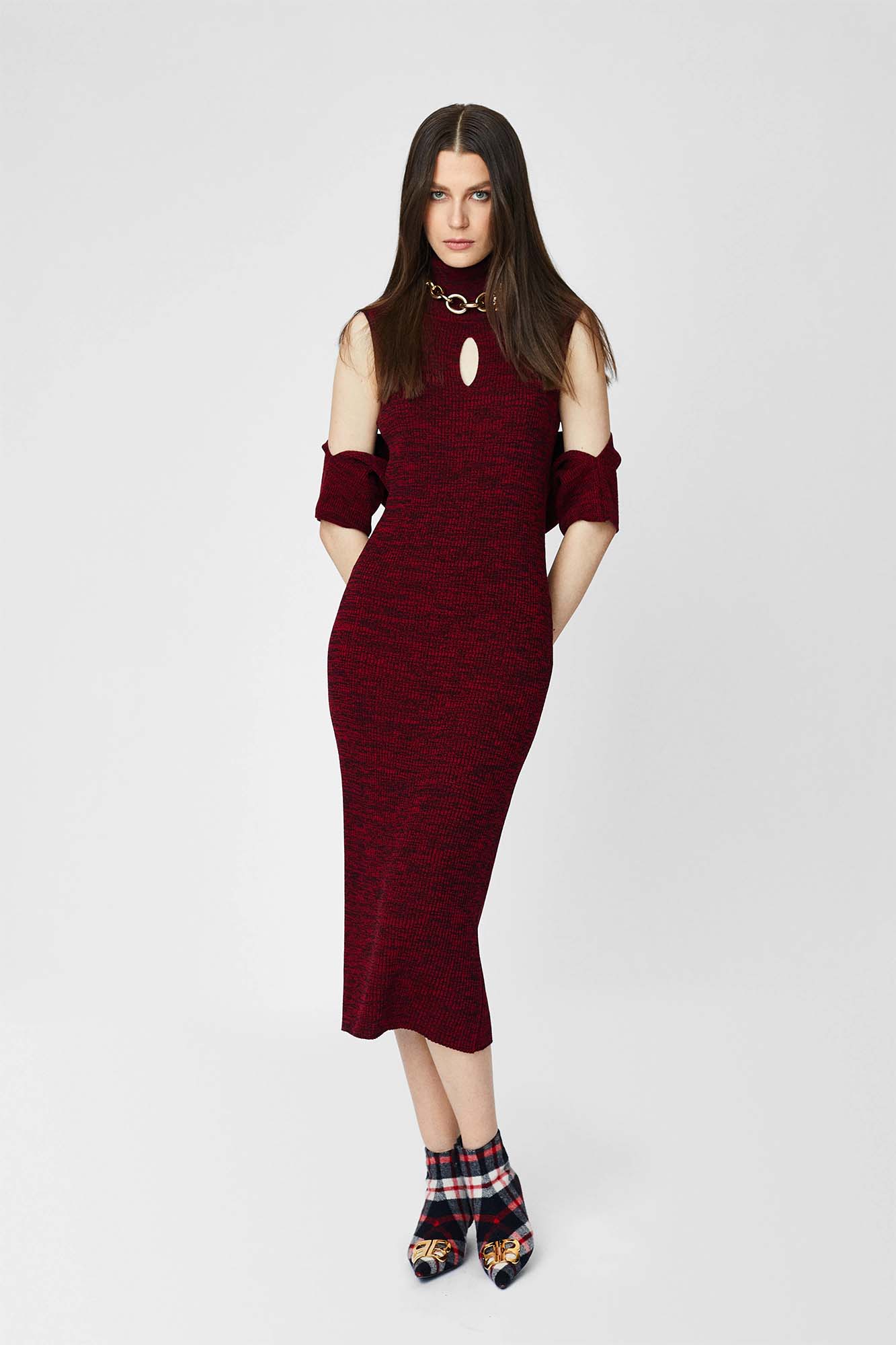 Dress for women of medium length