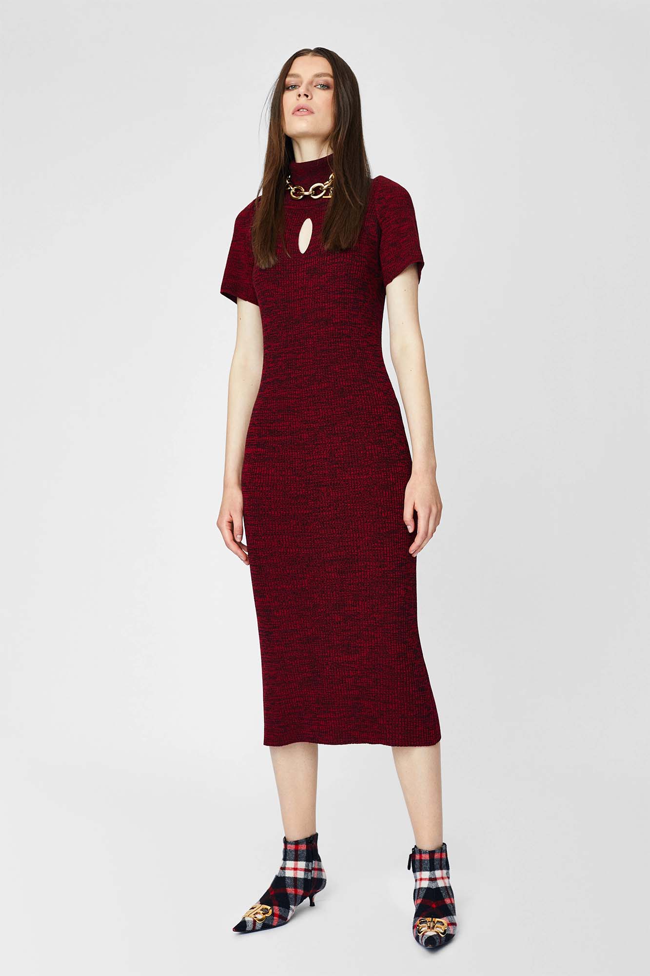 Dress for women of medium length