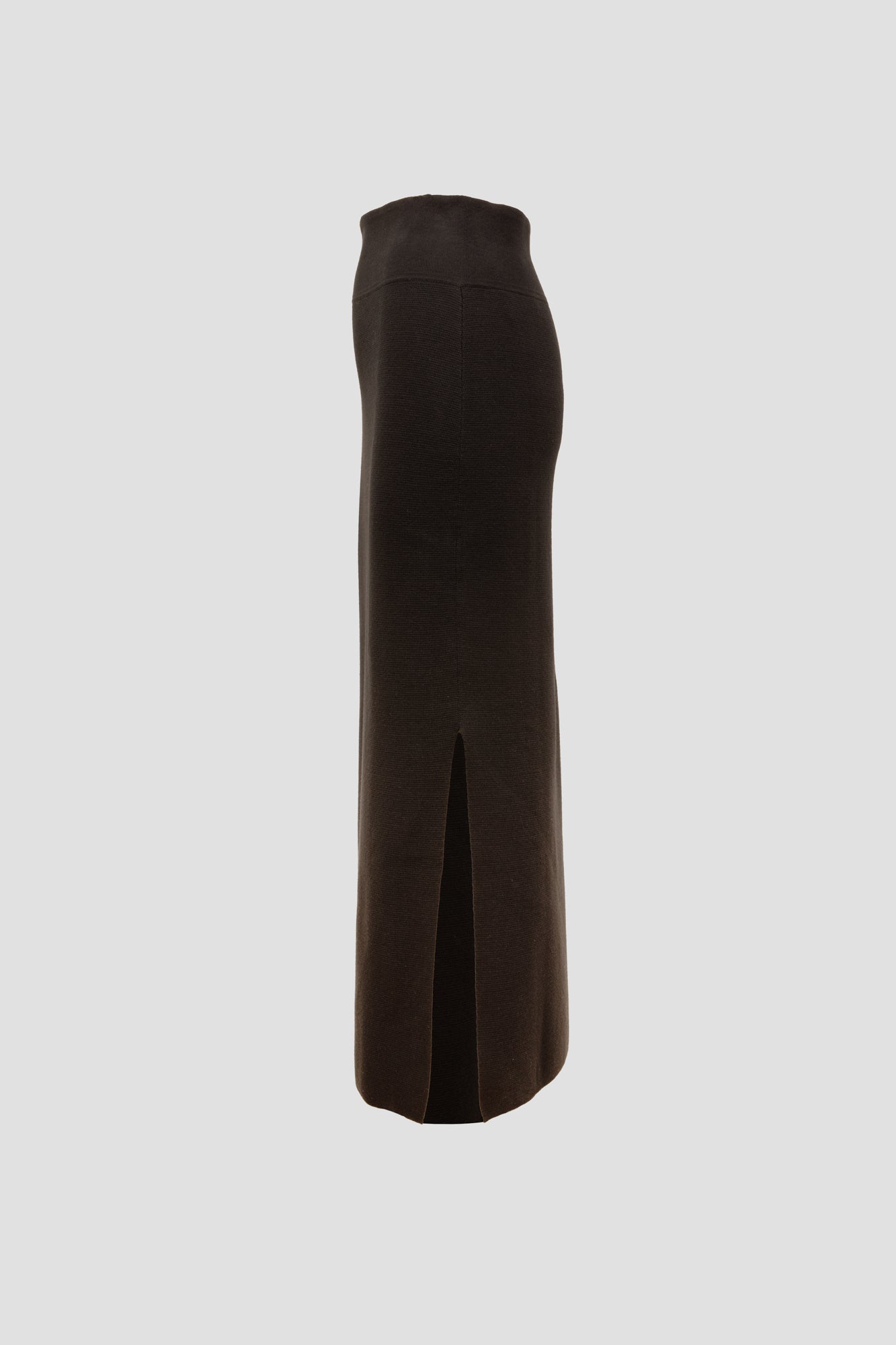 Long skirt with side slits