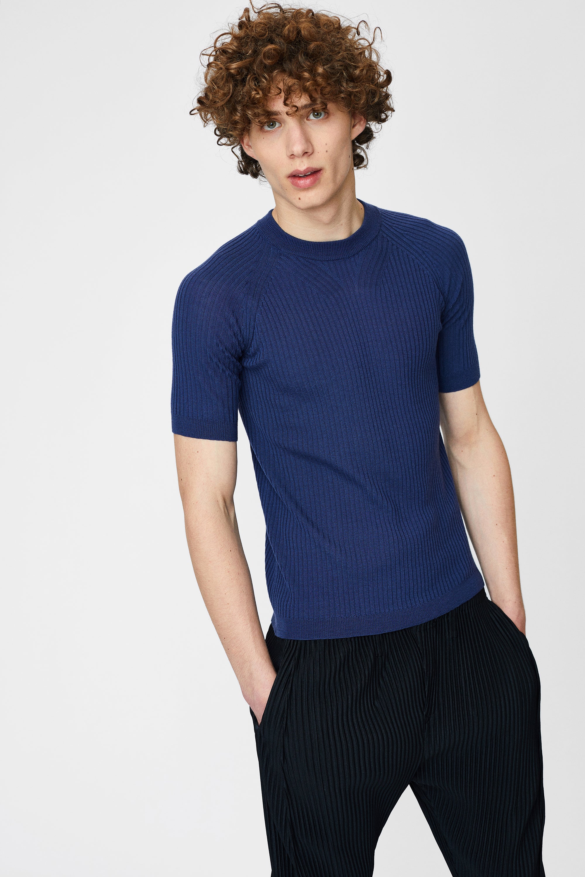 Wool T-shirt with short sleeves