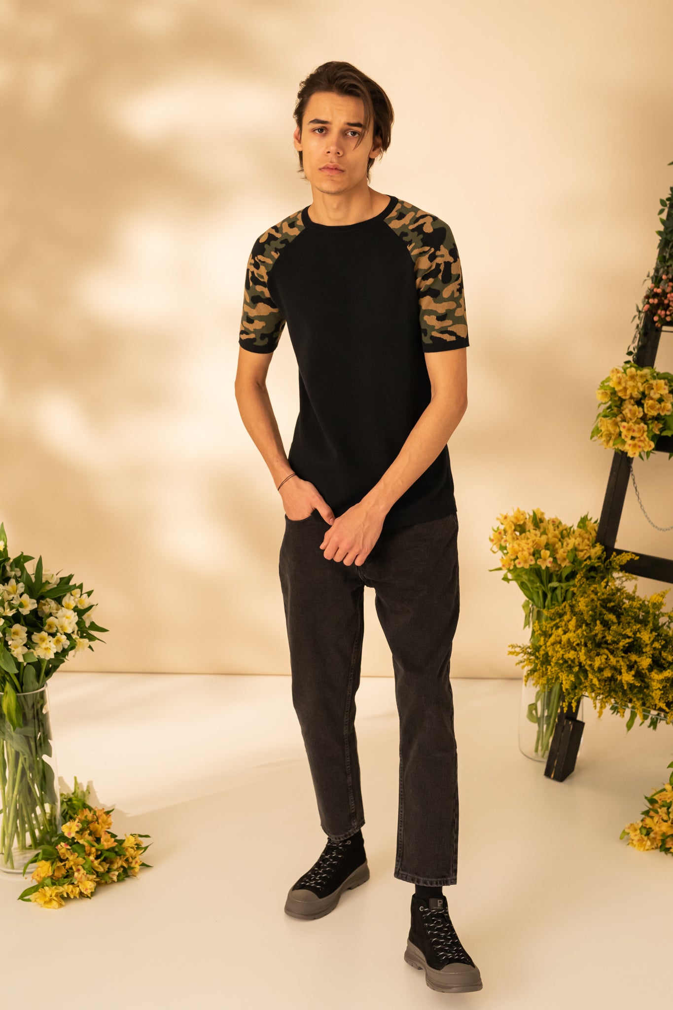 Army T-shirt with short sleeves