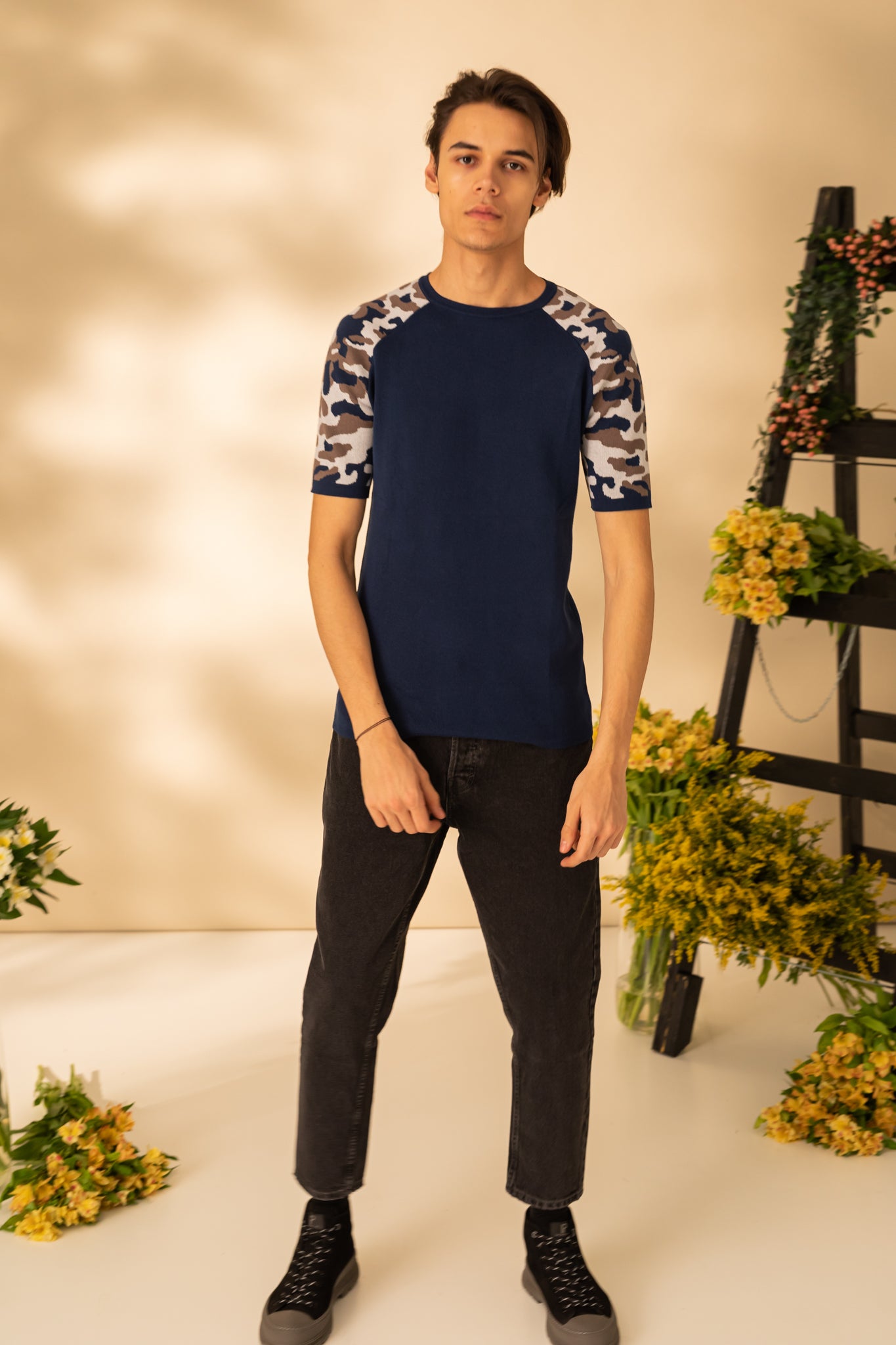 Army T-shirt with short sleeves