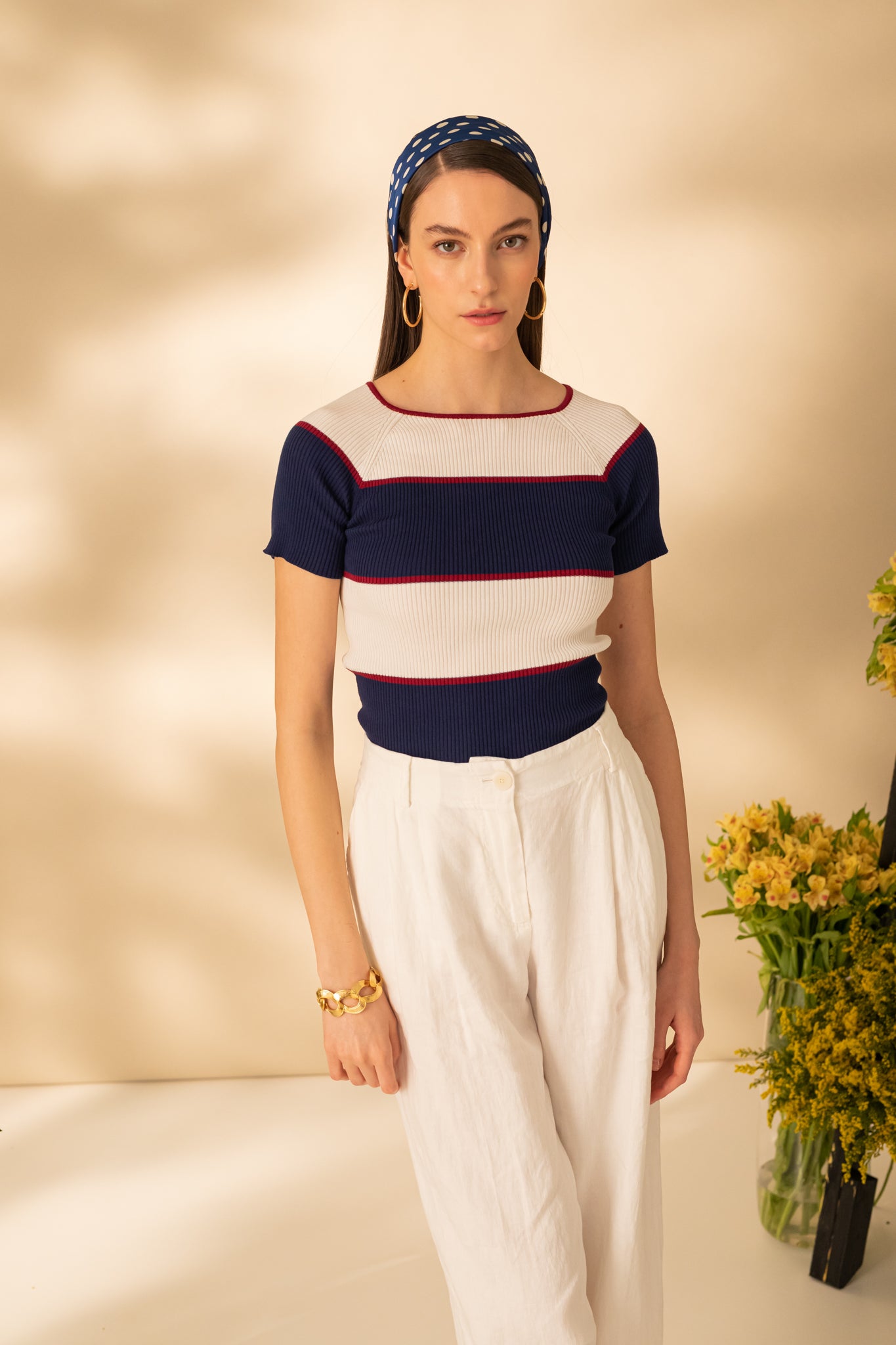 T-shirt with short sleeves