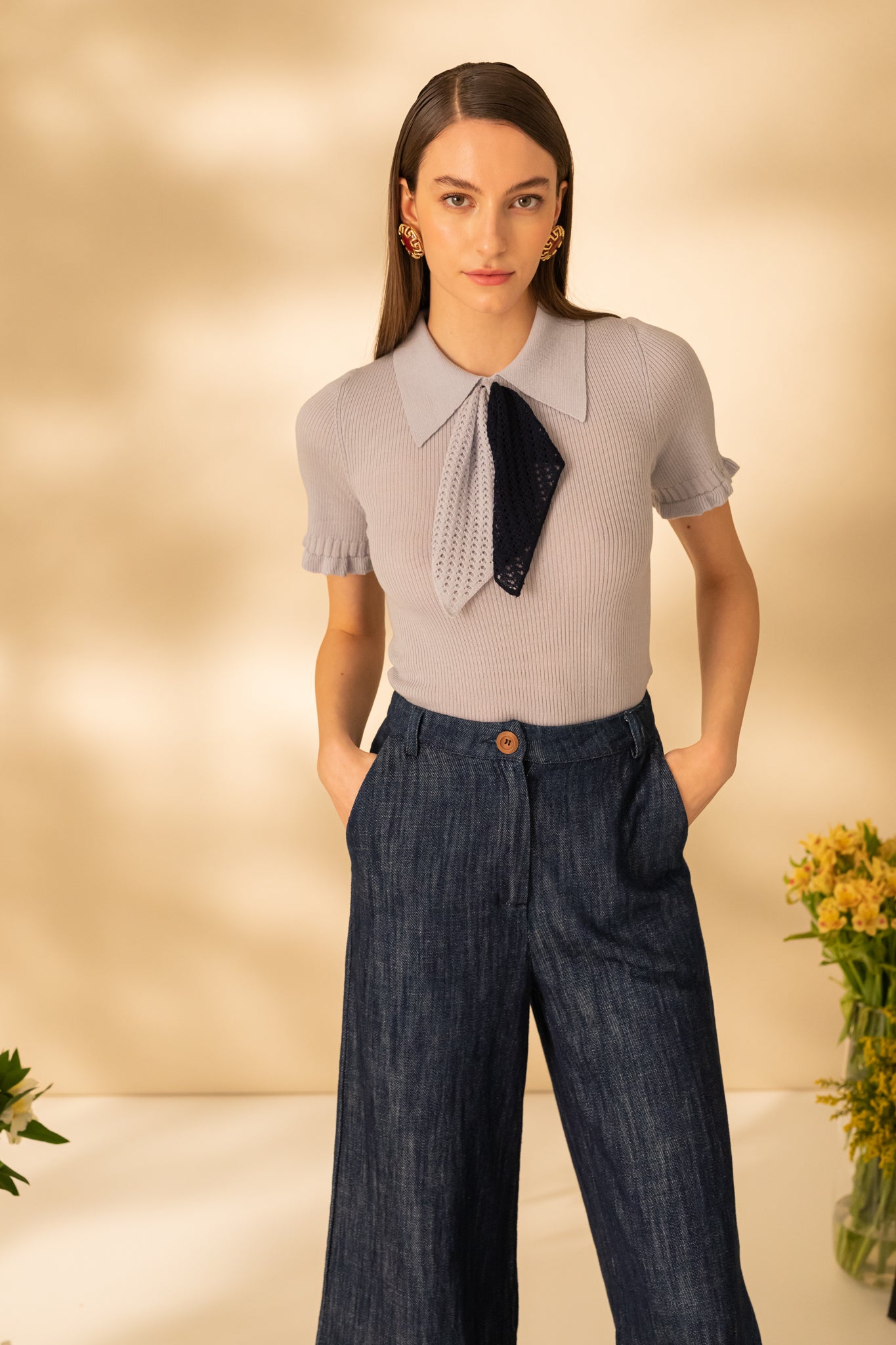 T-shirt with short sleeves and scarf accessory
