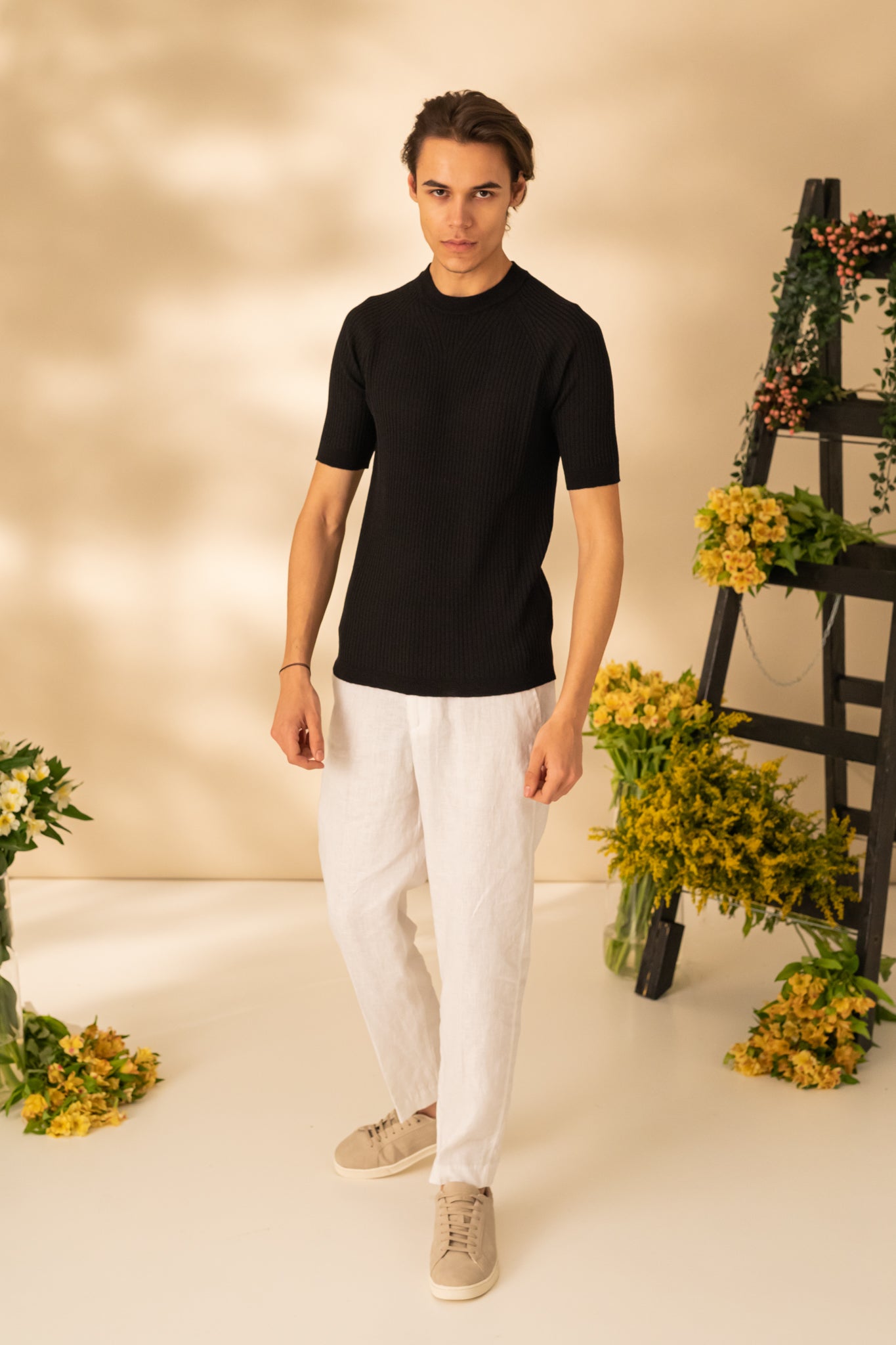 Wool T-shirt with short sleeves