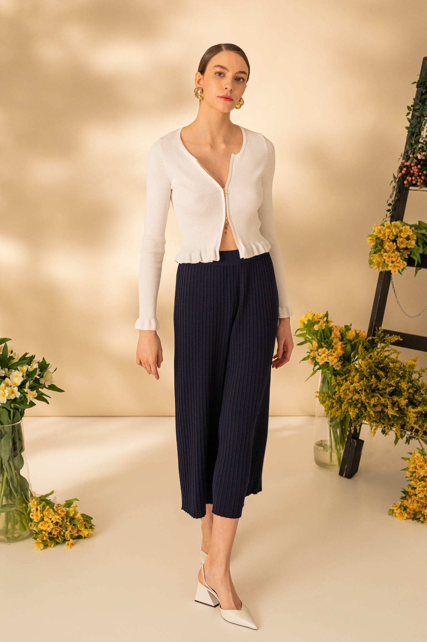 Long sleeve cotton blouse for women