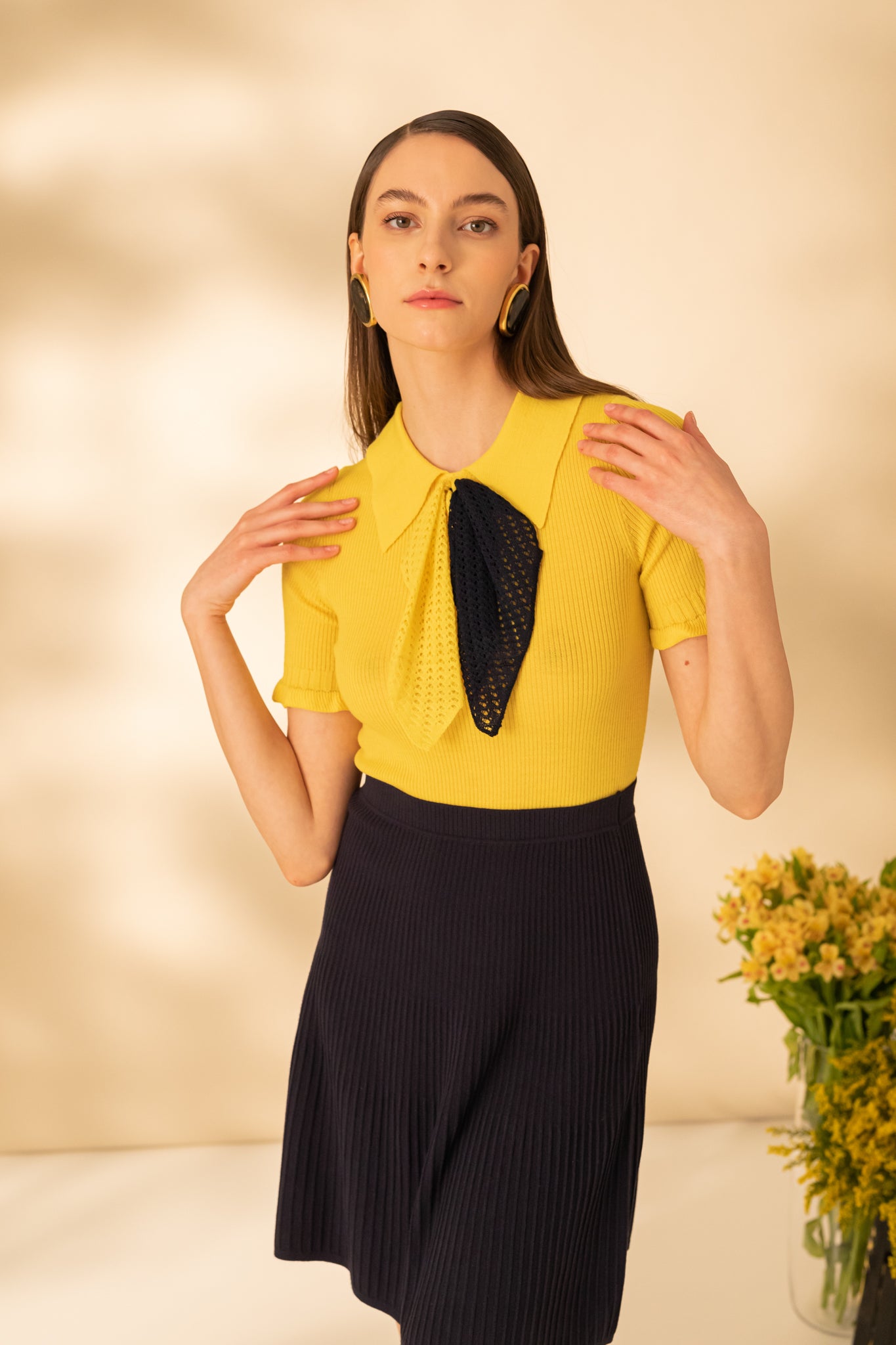 T-shirt with short sleeves and scarf accessory