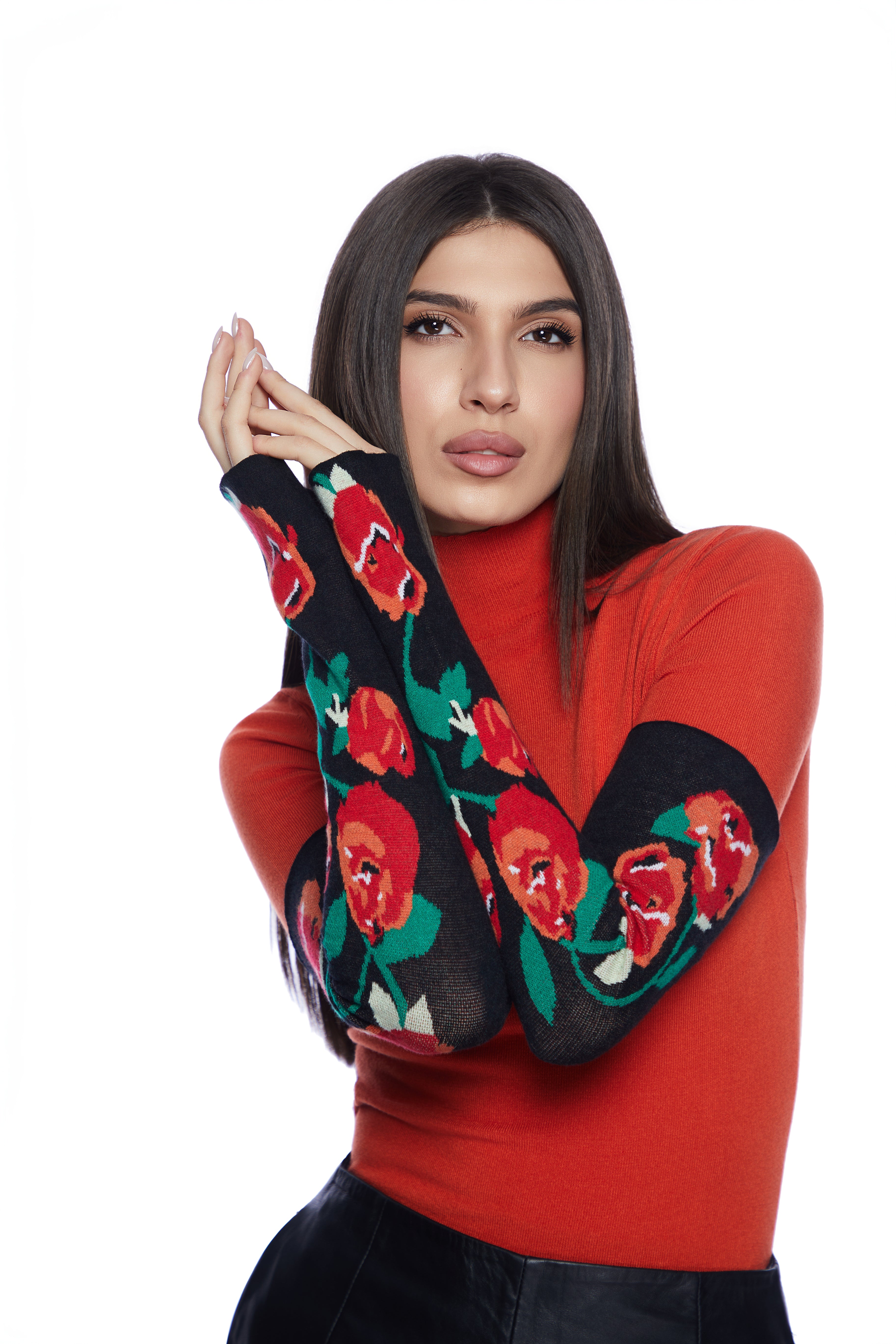 Long detachable mittens with roses