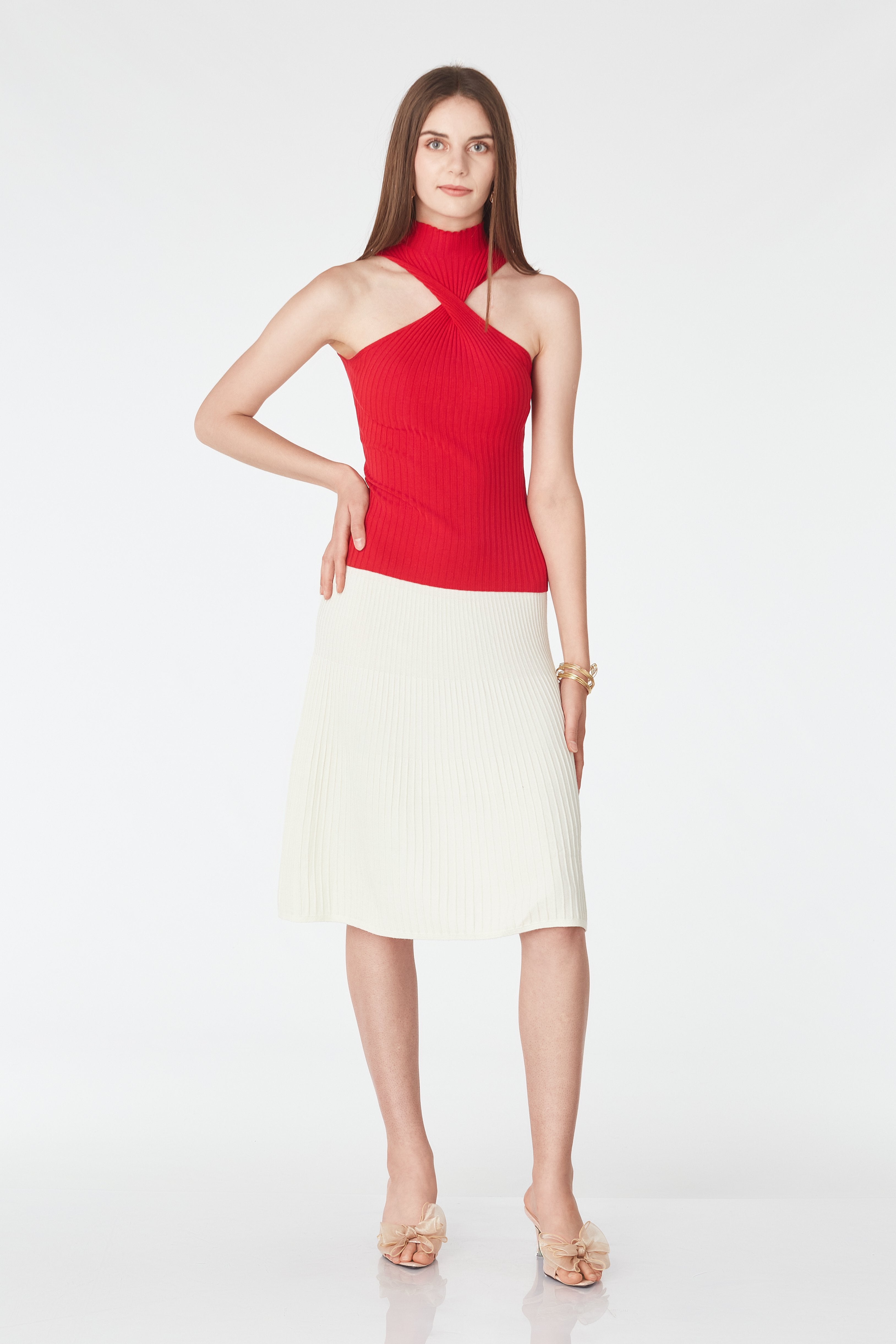 TURNTABLE COLLAR TOP