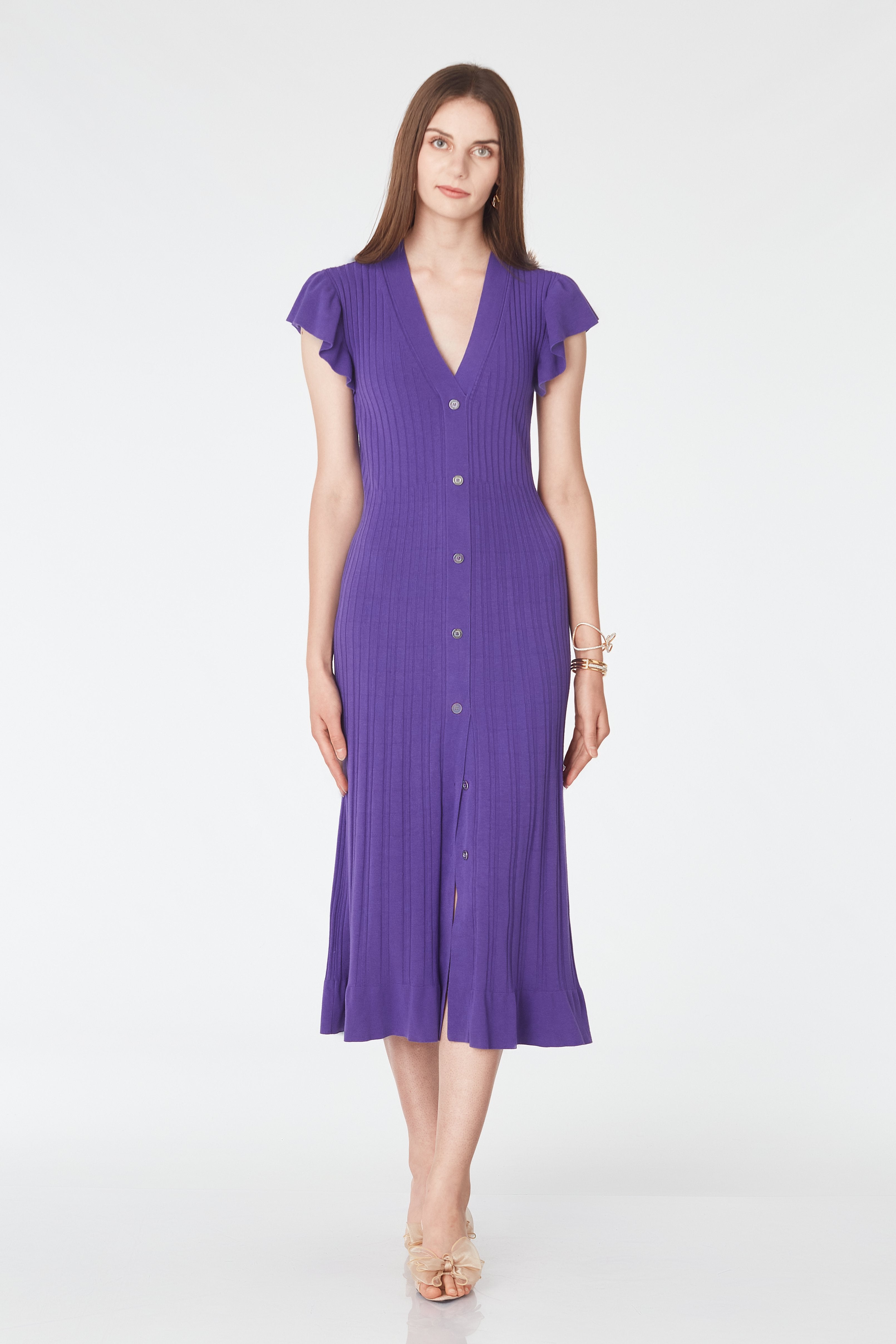 Ruffled dress 