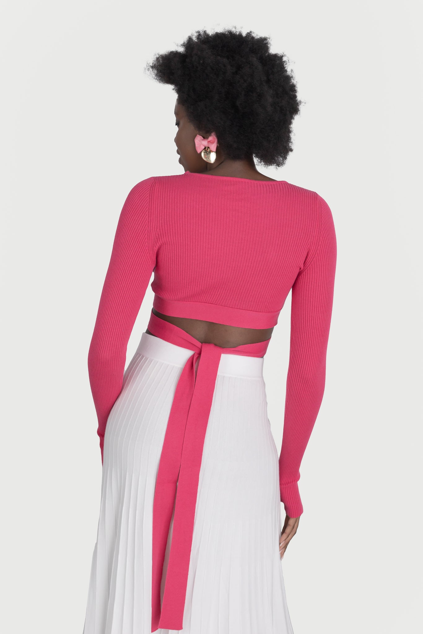 Top with long sleeves and drawstring waist