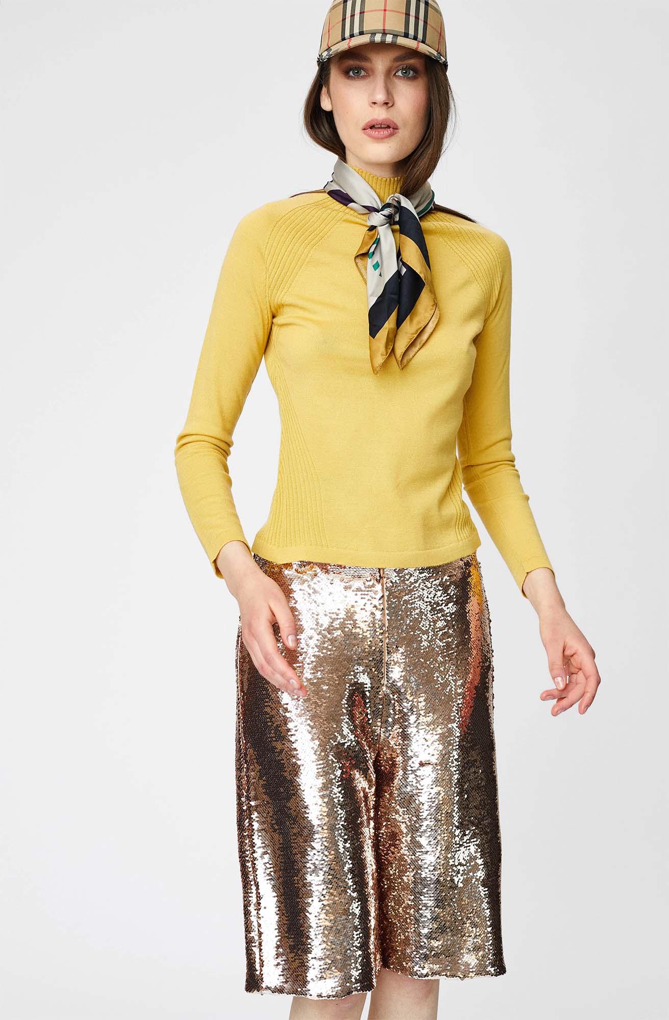 Women's long sleeve sweater
