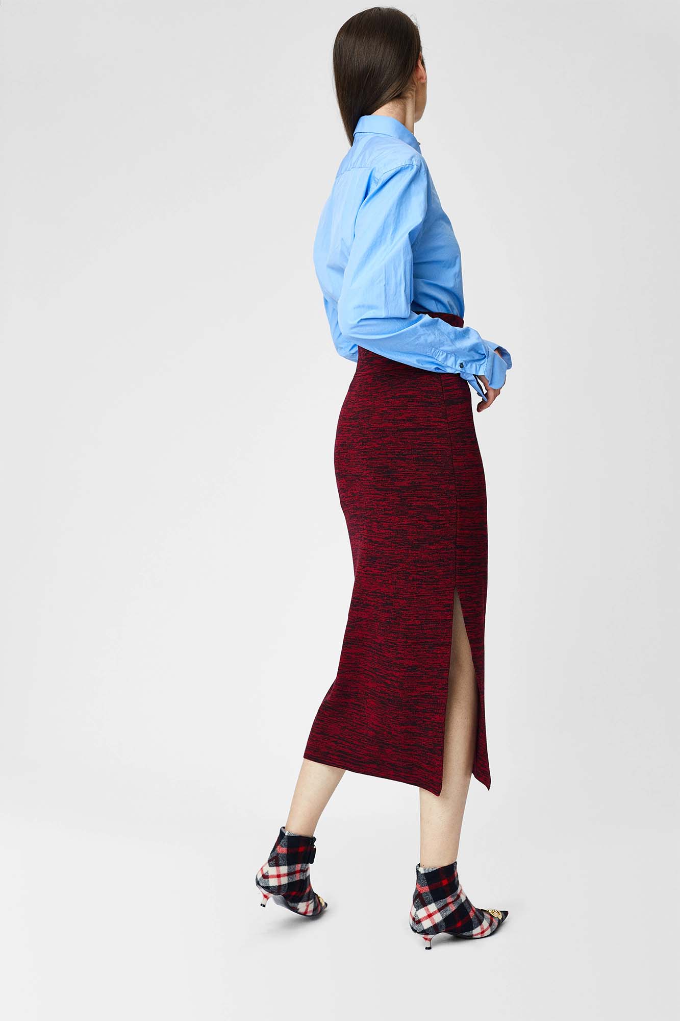 Midi skirt with side slits