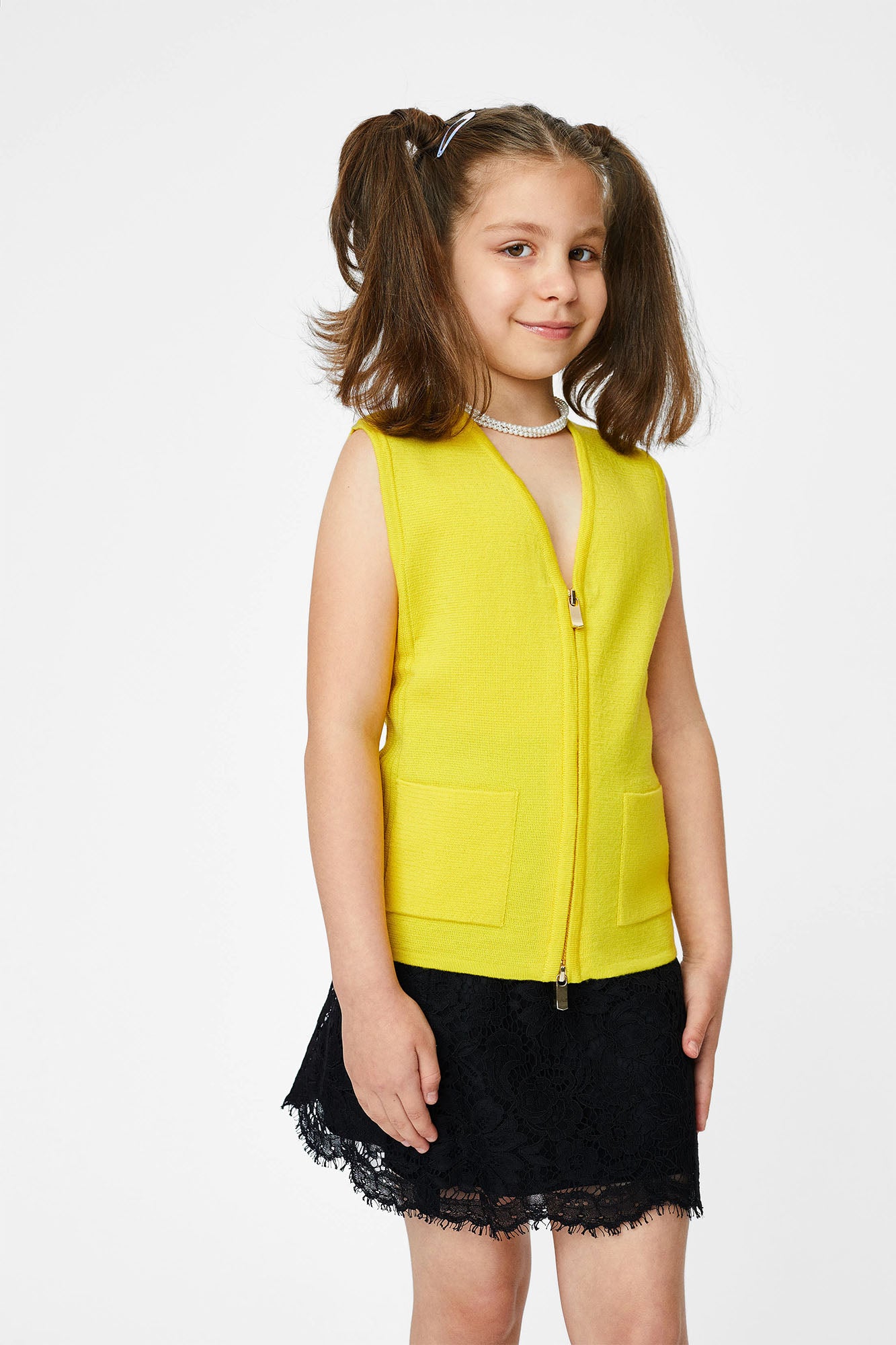 Vest with pockets for children